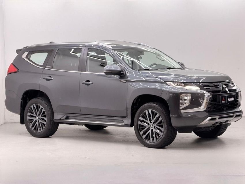 PAJERO SPORT 2.4 16V MIVEC TURBO LEGEND AWD