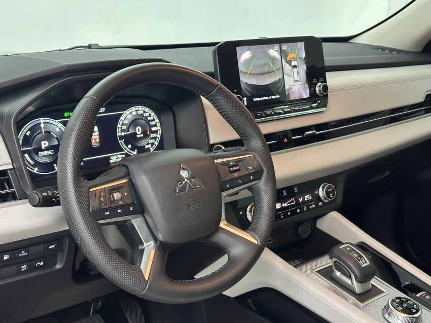 MITSUBISHI OUTLANDER 2025/20266