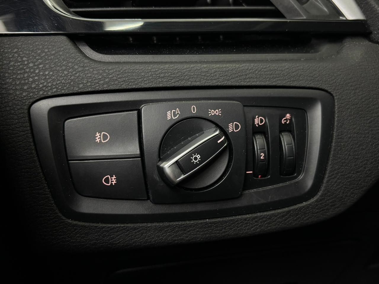 X1 2.0 16V TURBO SDRIVE20I 4P13