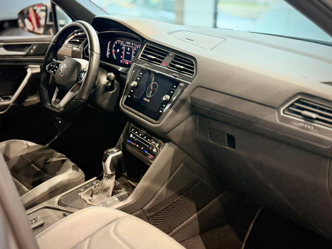 TIGUAN 2.0 300 TSI ALLSPACE R-LINE11