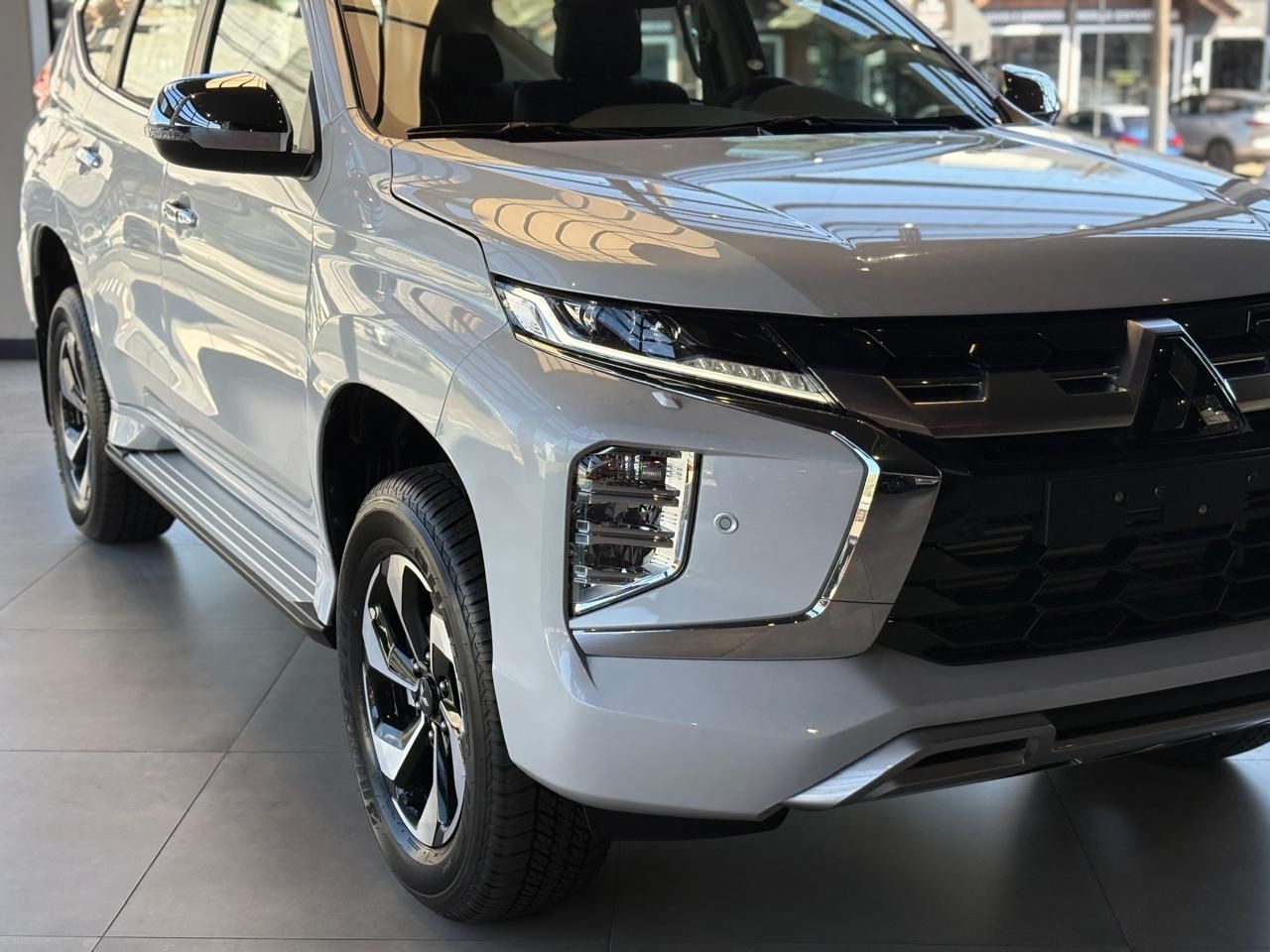 MITSUBISHI PAJERO SPORT 2024/20253