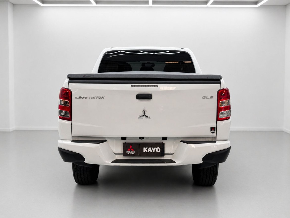 L200 TRITON 2.4 16V TURBO SPORT GLS CD 4X43