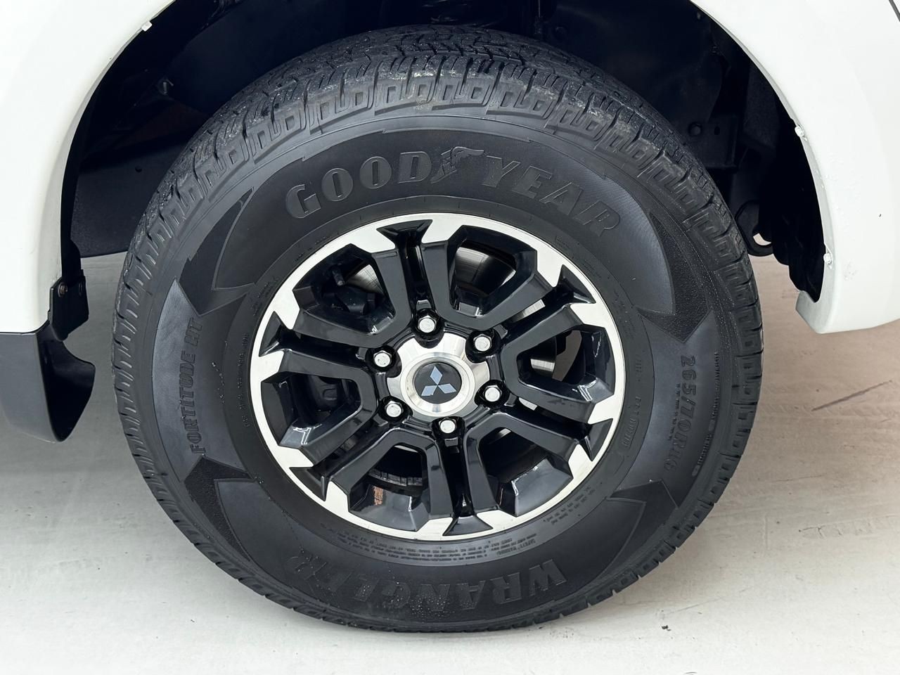 L200 TRITON 2.4 16V TURBO SPORT GLS CD 4X45