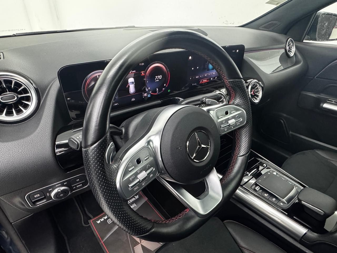 MERCEDES-BENZ GLA 200 2022/20225