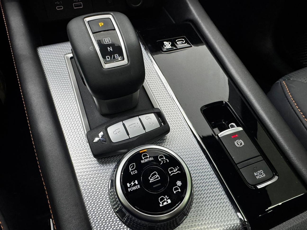 OUTLANDER 2.4 PHEV SIGNATURE S5
