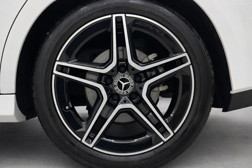 CLA 200 1.3 MHEV AMG LINE 7G4