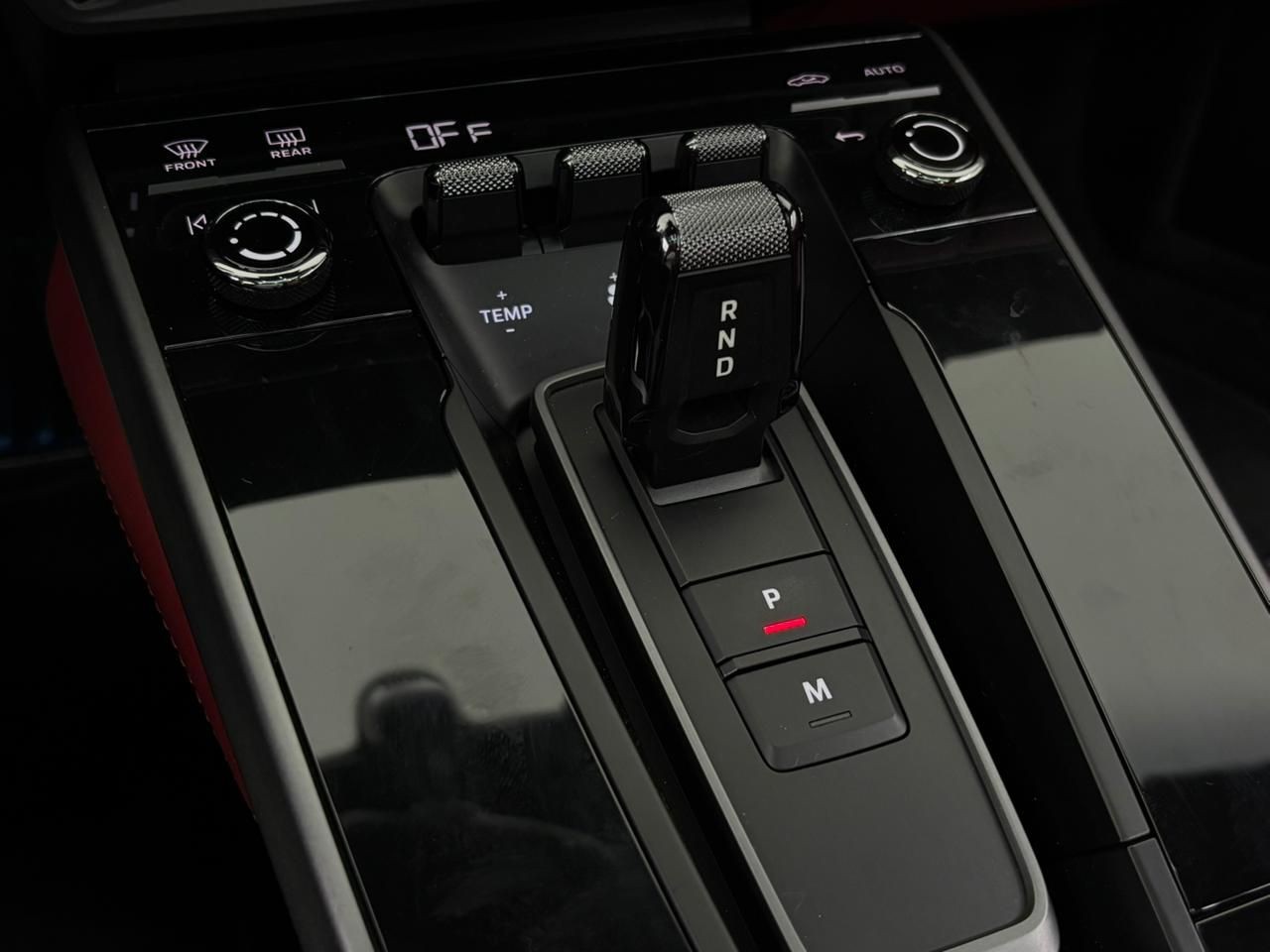 911 3.0 24V H6 CARRERA PDK8