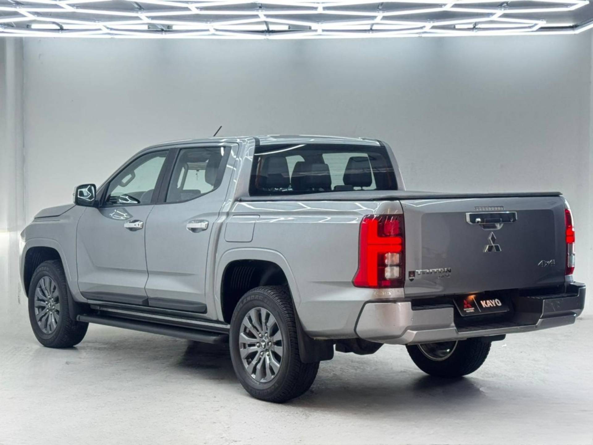 TRITON 2.4 BITURBO CD HPE 4X43