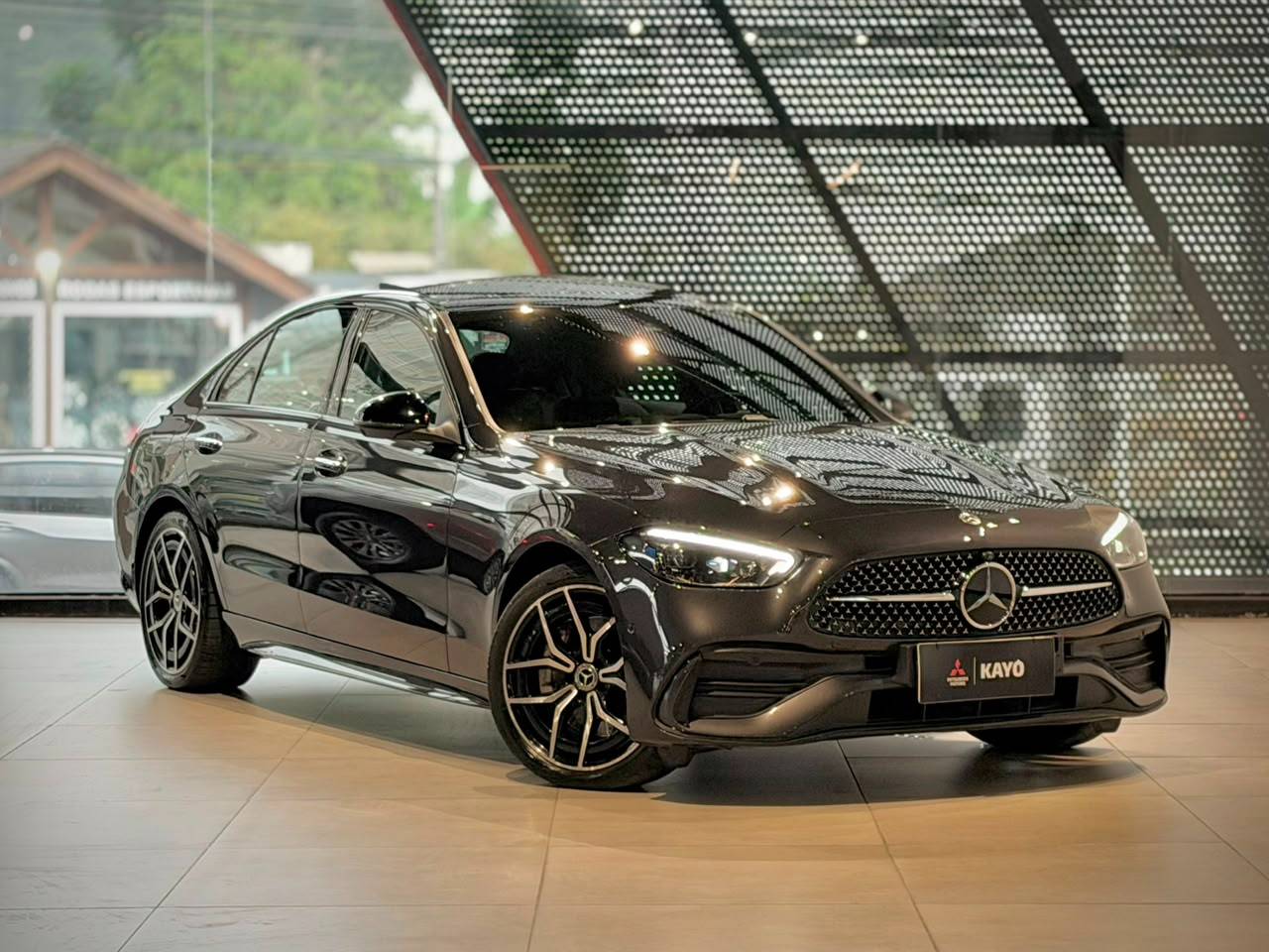 C 300 2.0 EQ BOOST AMG LINE