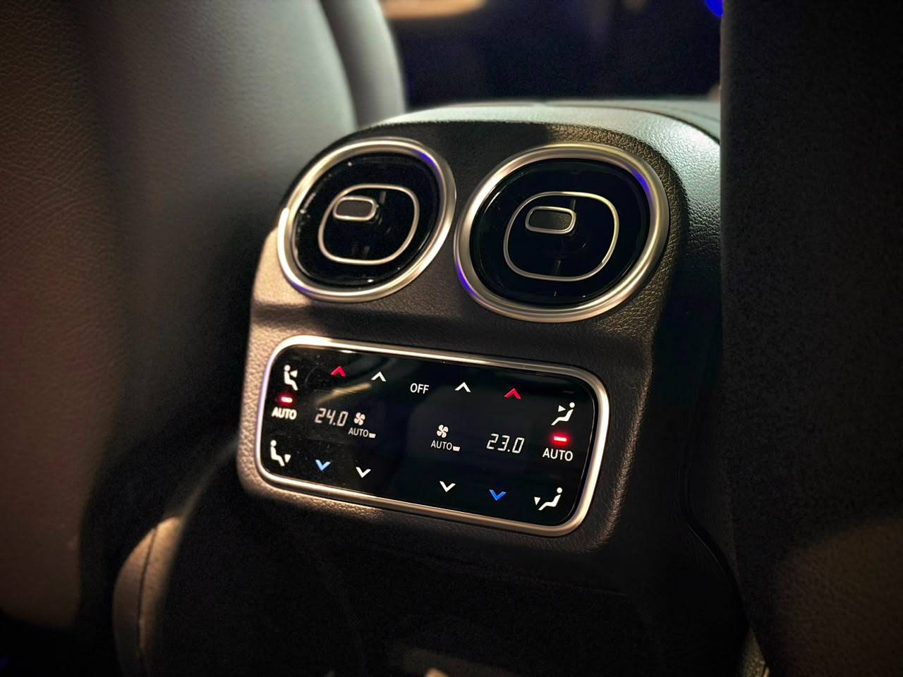 C 300 2.0 EQ BOOST AMG LINE17