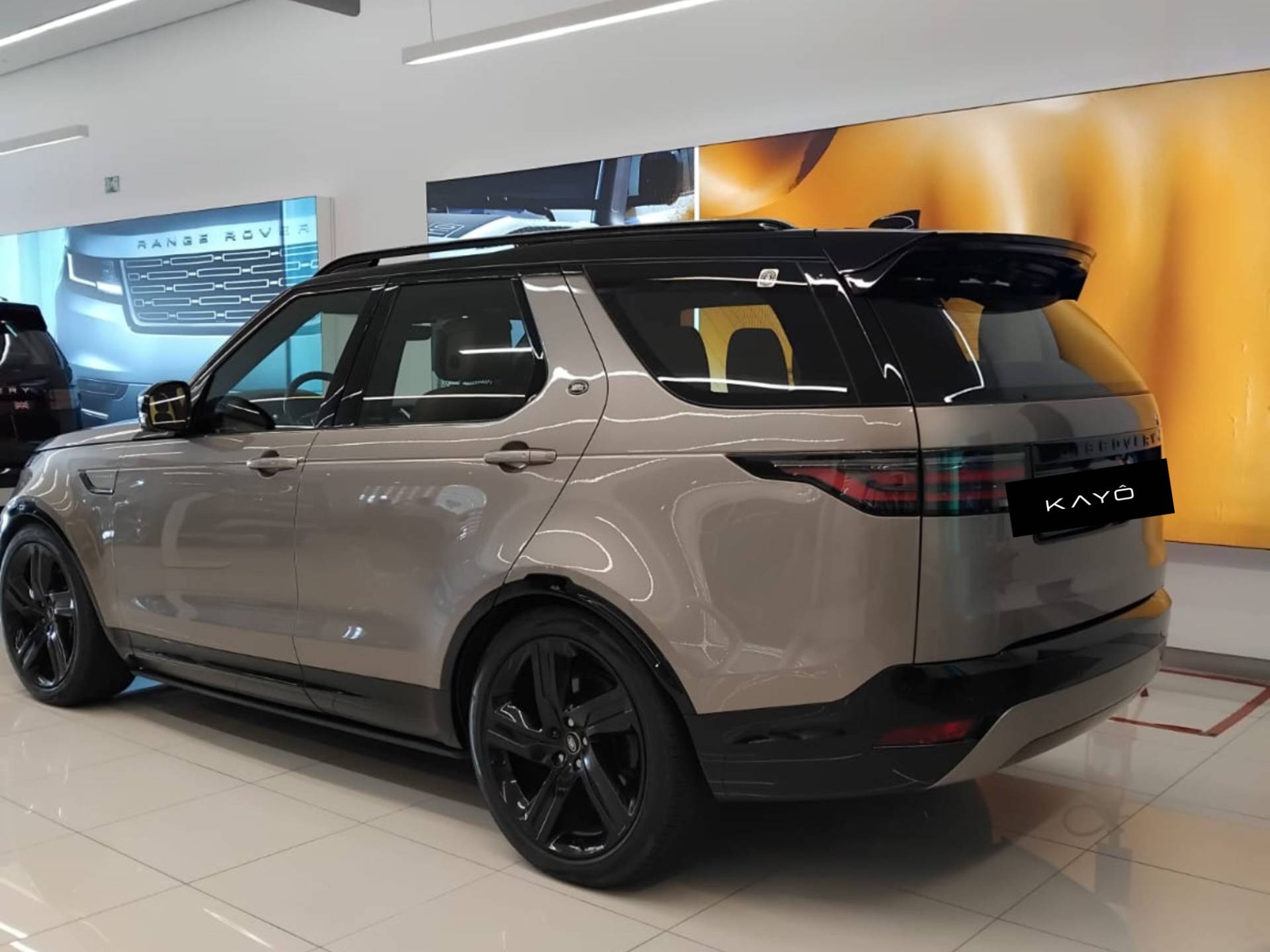 DISCOVERY 3.0 D300 TURBO MHEV METROPOLITAN EDITION4