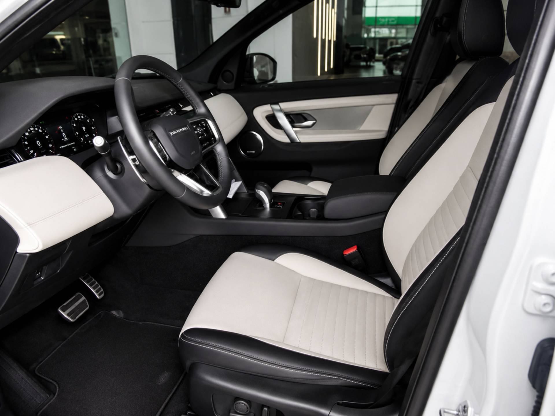 DISCOVERY SPORT 2.0 P250 TURBO R-DYNAMIC SE4