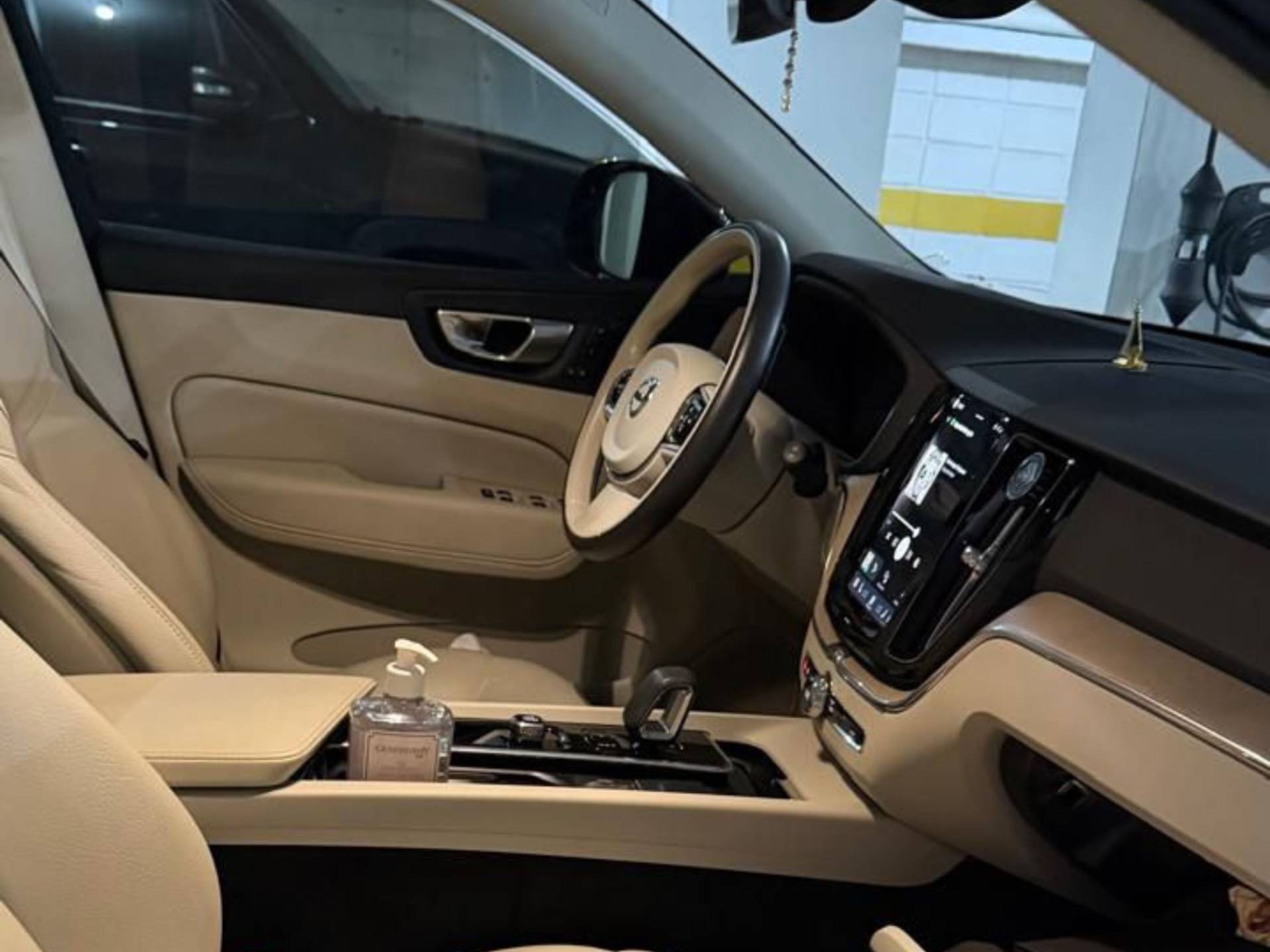 XC60 2.0 T8 RECHARGE PLUS AWD2