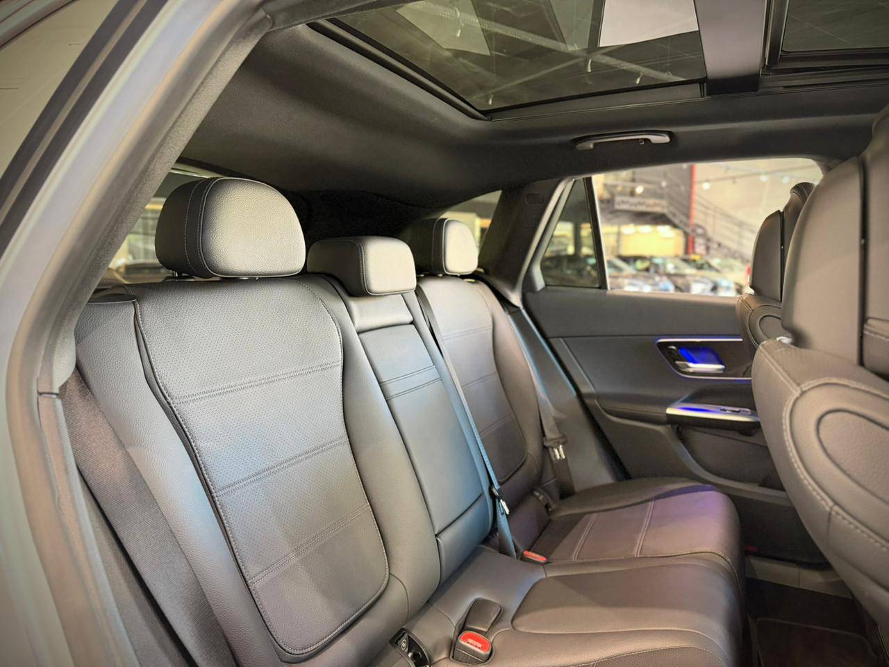 GLC 300 2.0 MHEV 4MATIC11