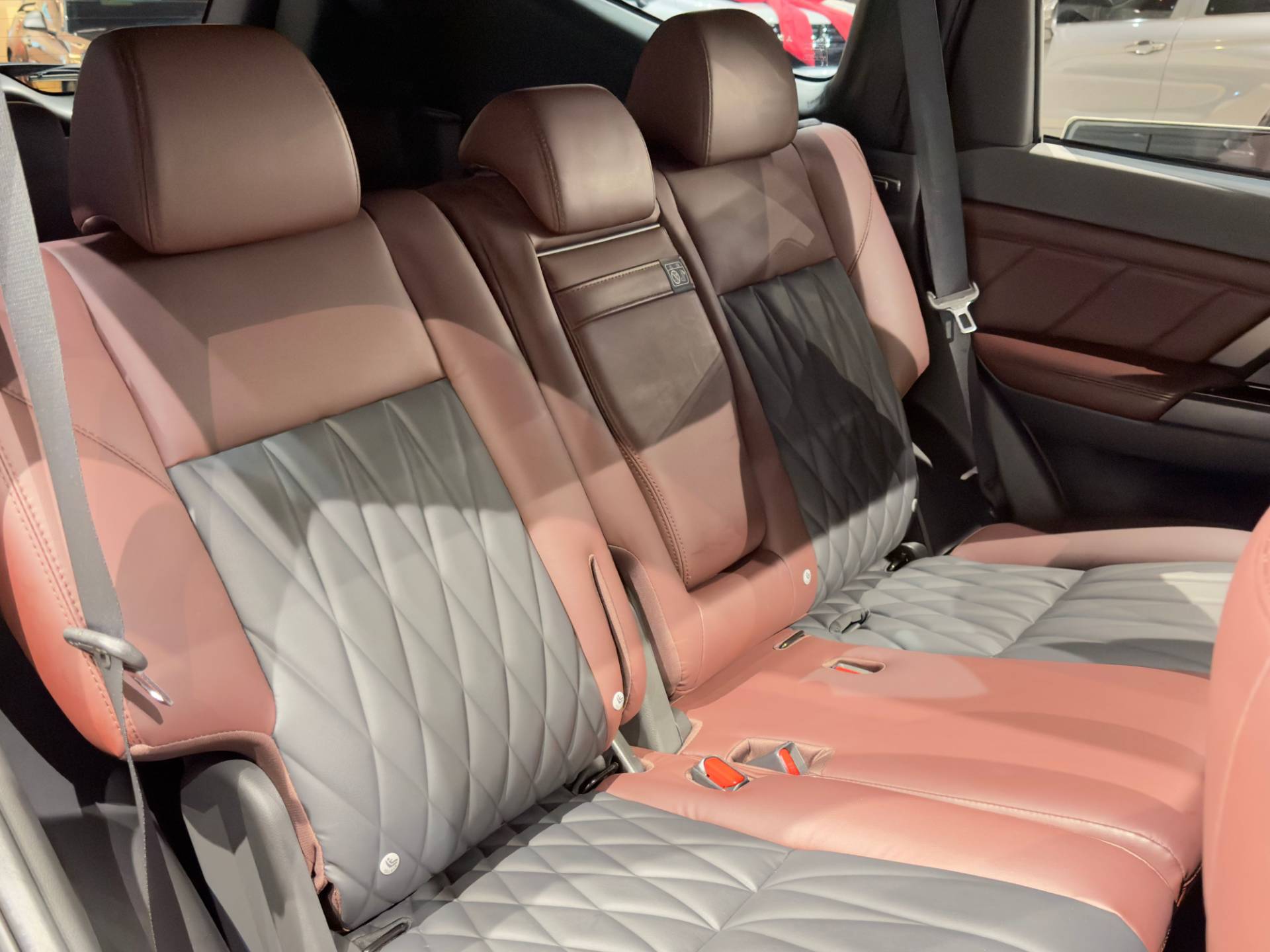 PAJERO SPORT 2.4 16V MIVEC TURBO LEGEND BLACK AWD9