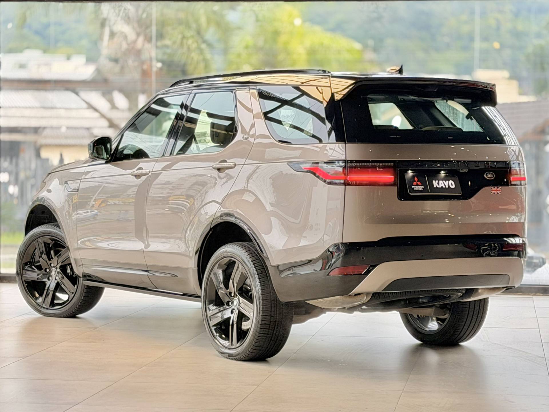 DISCOVERY 3.0 D300 TURBO MHEV METROPOLITAN EDITION2