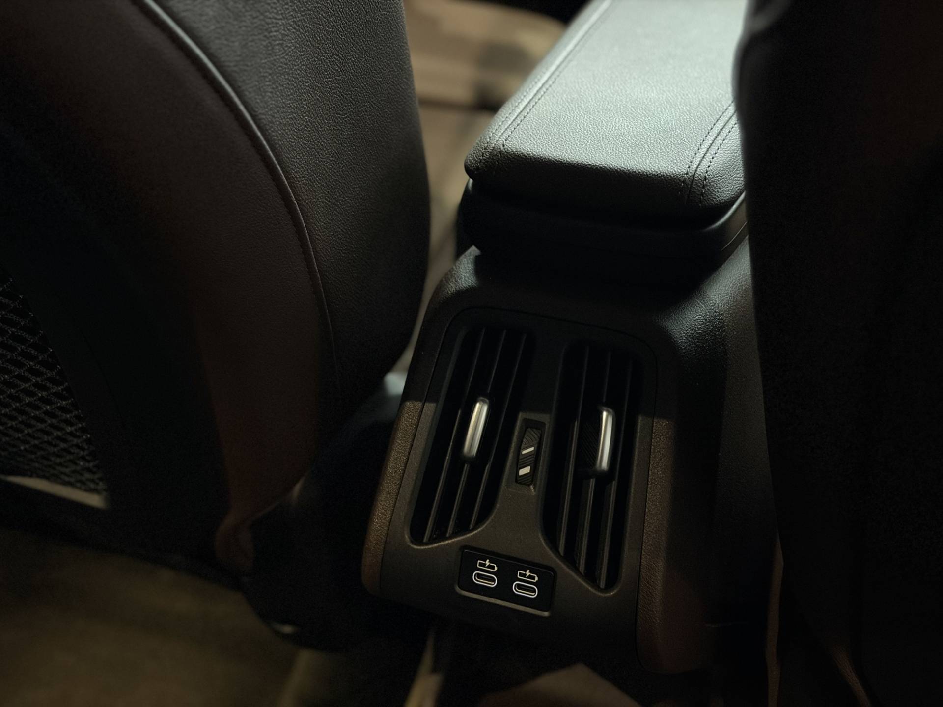 X1 2.0 16V TURBO SDRIVE20I X-LINE12