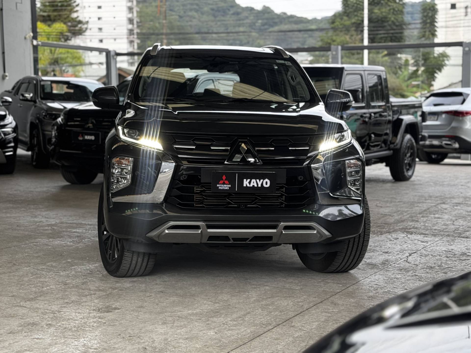 PAJERO SPORT 2.4 16V MIVEC TURBO LEGEND AWD1