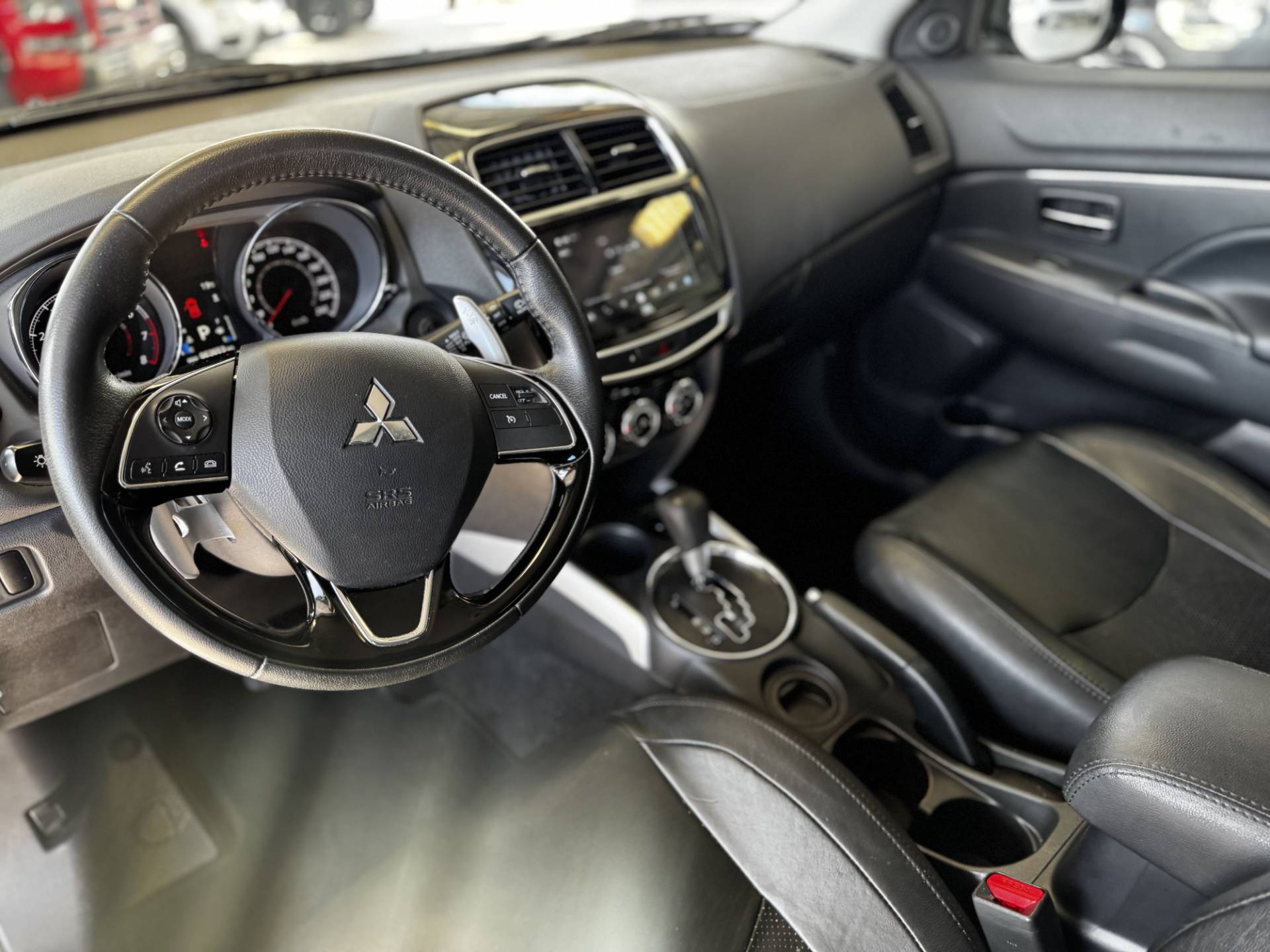 OUTLANDER SPORT 2.0 MIVEC GLS4