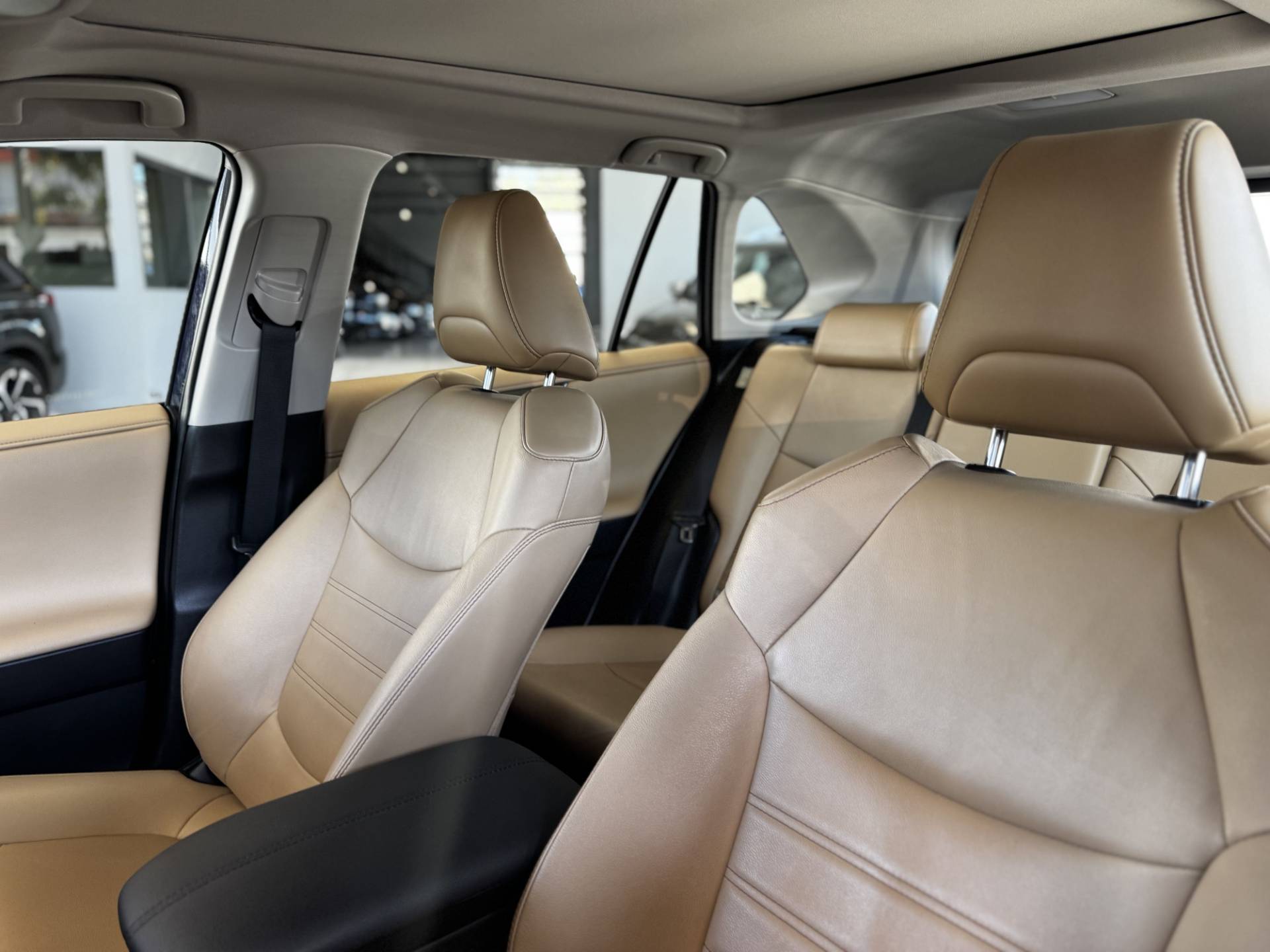 RAV4 2.5 VVT-IE SX CONNECT AWD10