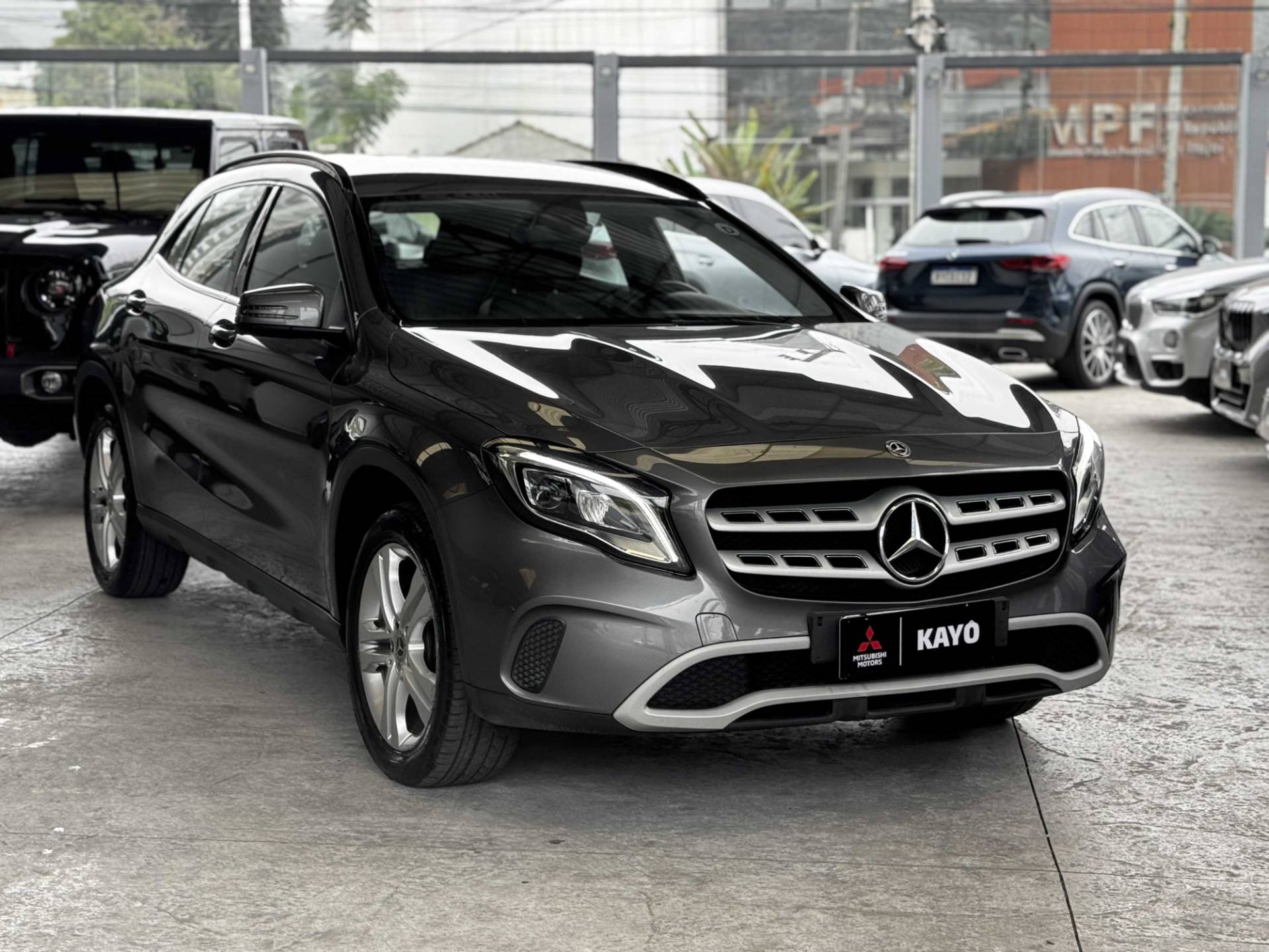 GLA 200 1.6 CGI STYLE 7G-DCT