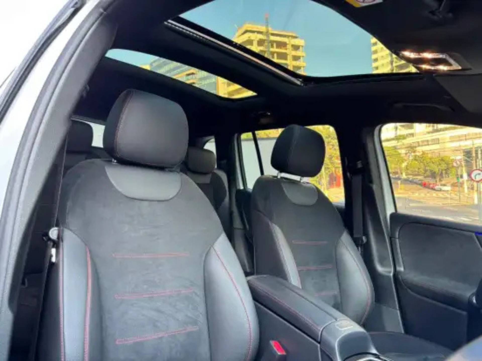 GLB 220 2.0 MHEV AMG LINE 4MATIC 8G-DCT6