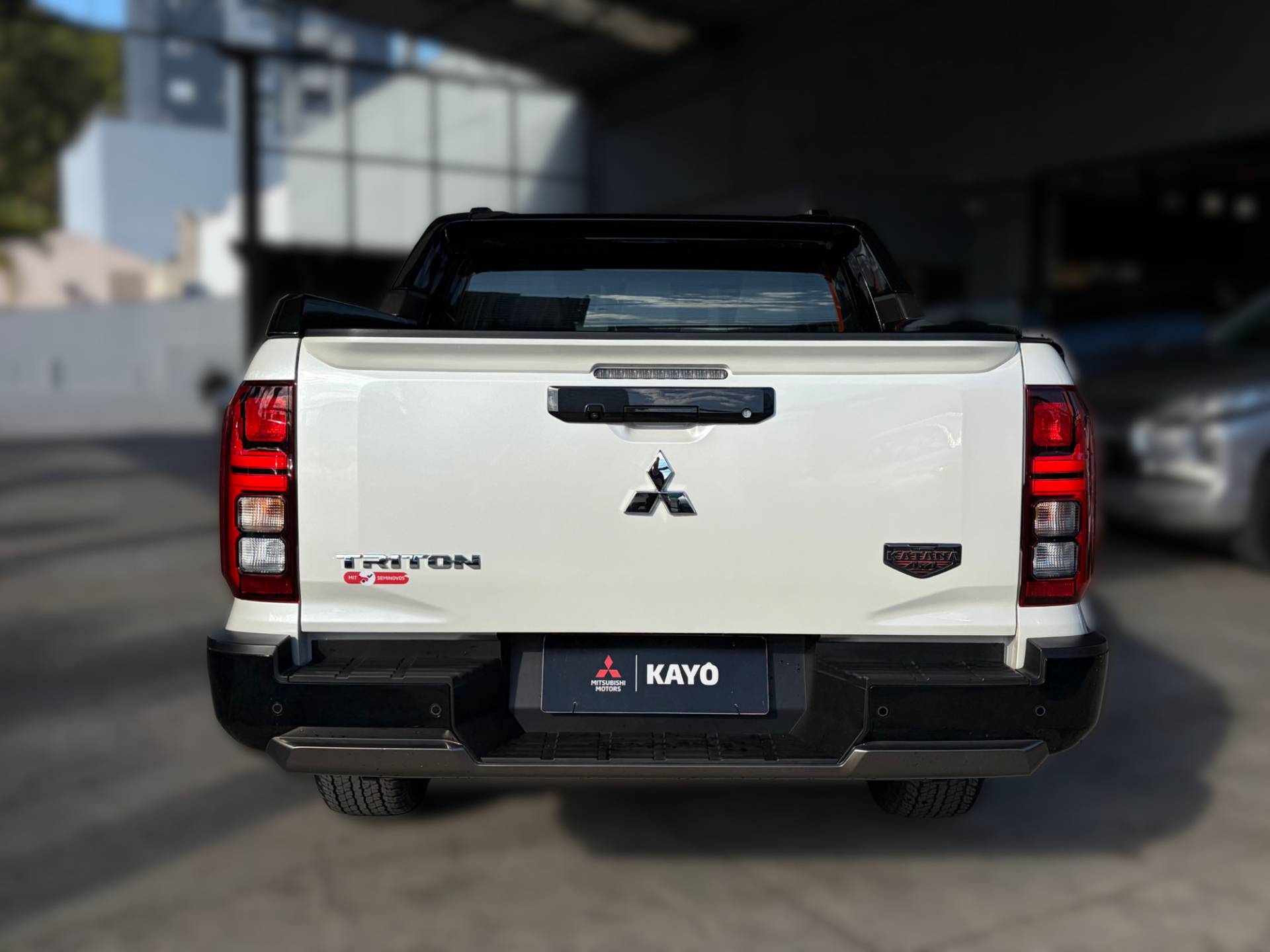TRITON 2.4 BITURBO CD KATANA 4X44