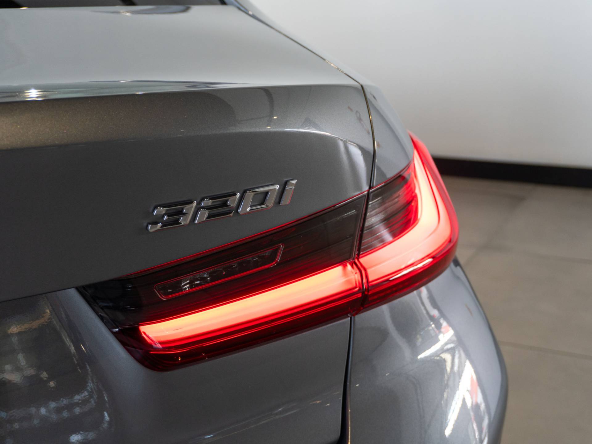 320i 2.0 16V TURBO M SPORT16
