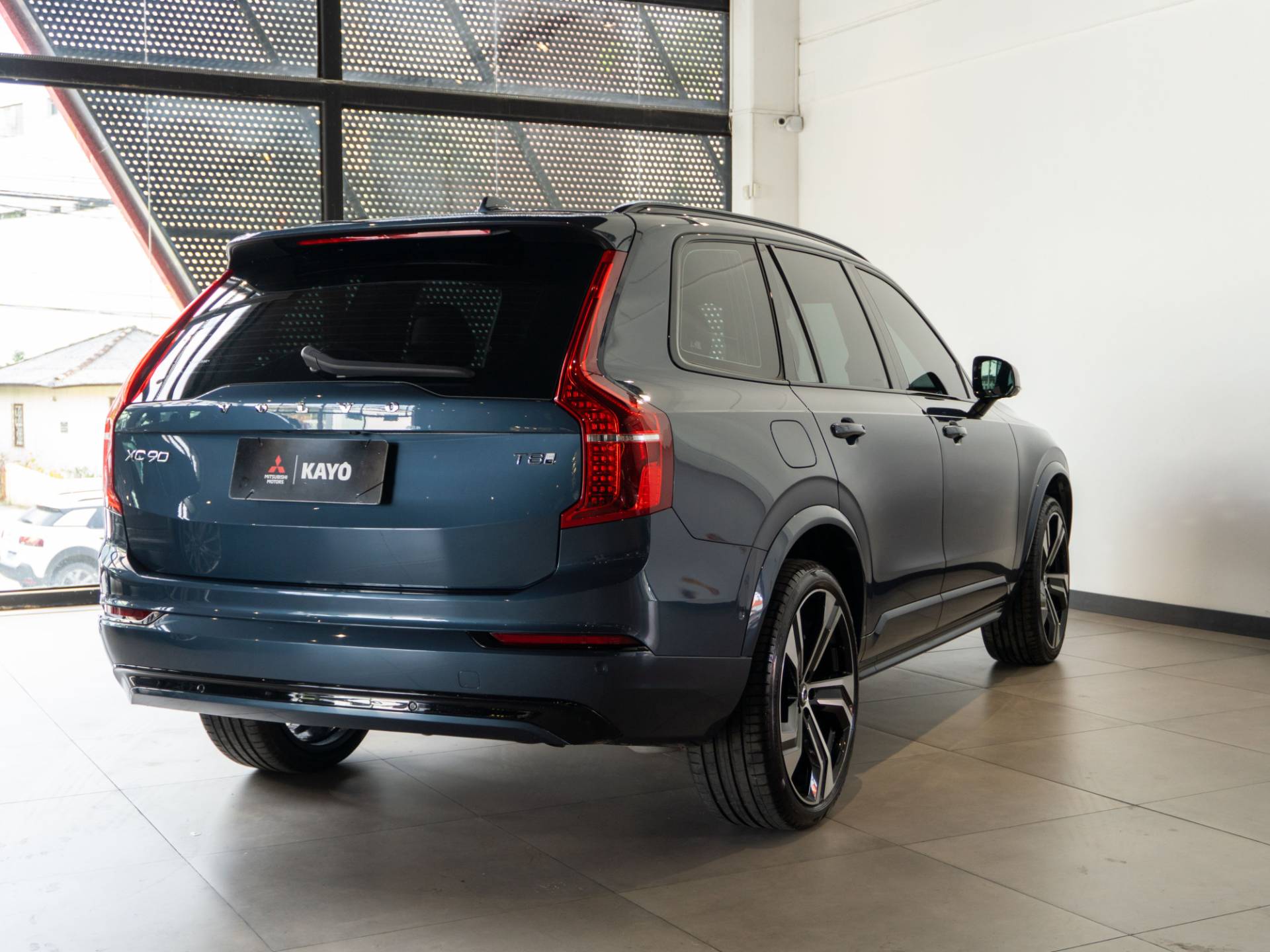 XC90 2.0 T8 RECHARGE ULTRA AWD16
