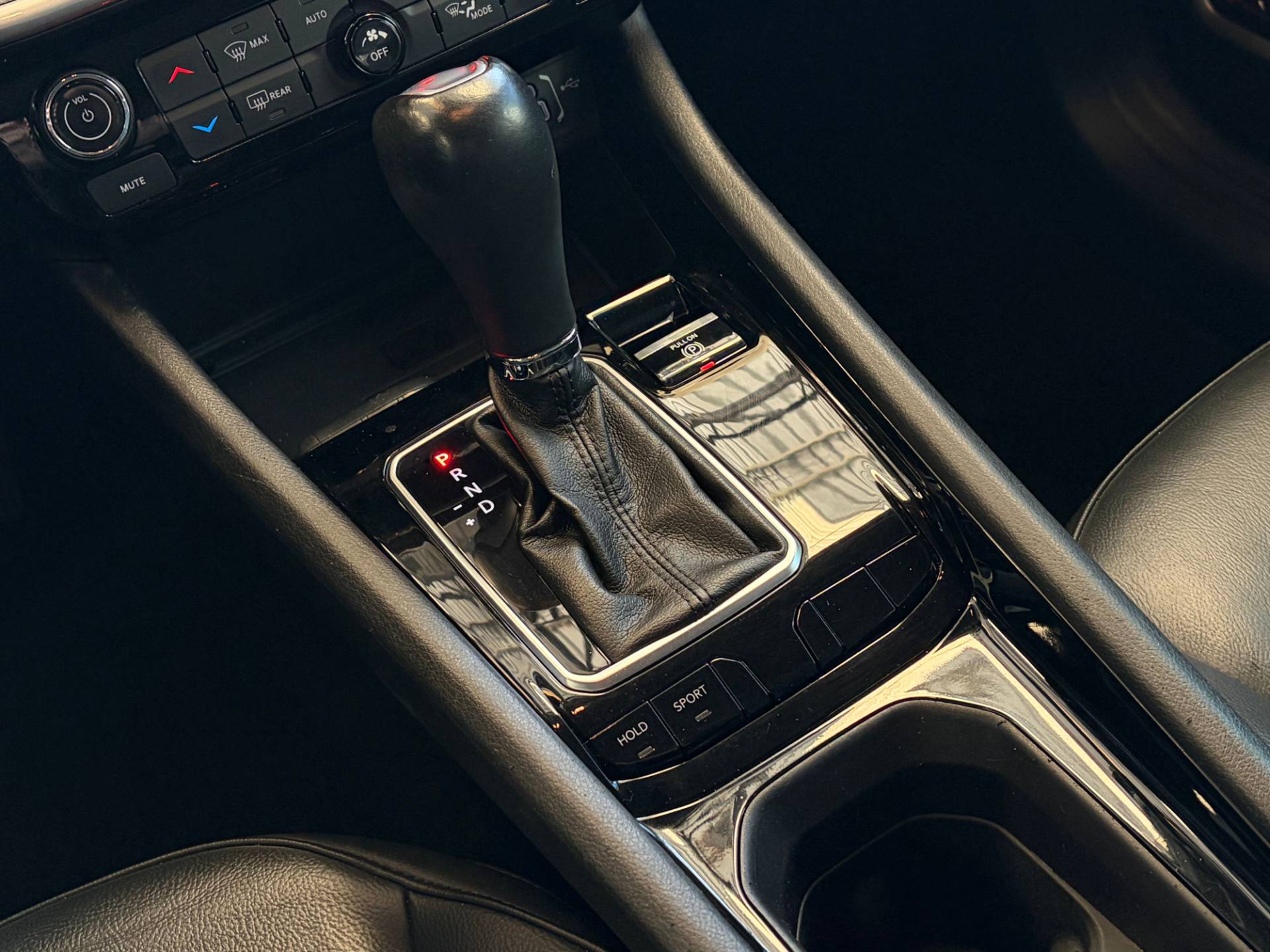 COMPASS 1.3 T270 TURBO LONGITUDE6