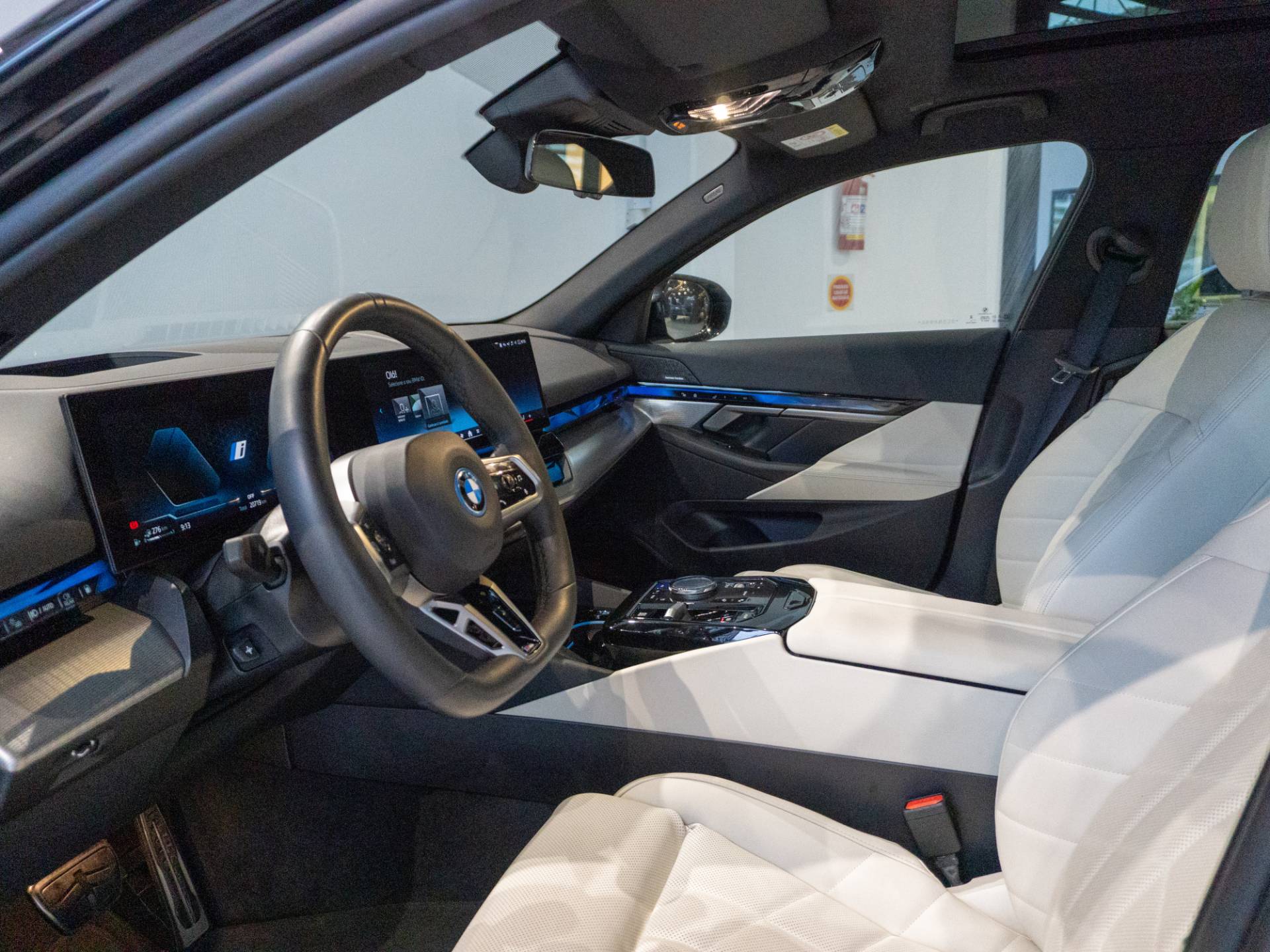 530e 2.0 TWINPOWER PHEV M SPORT5