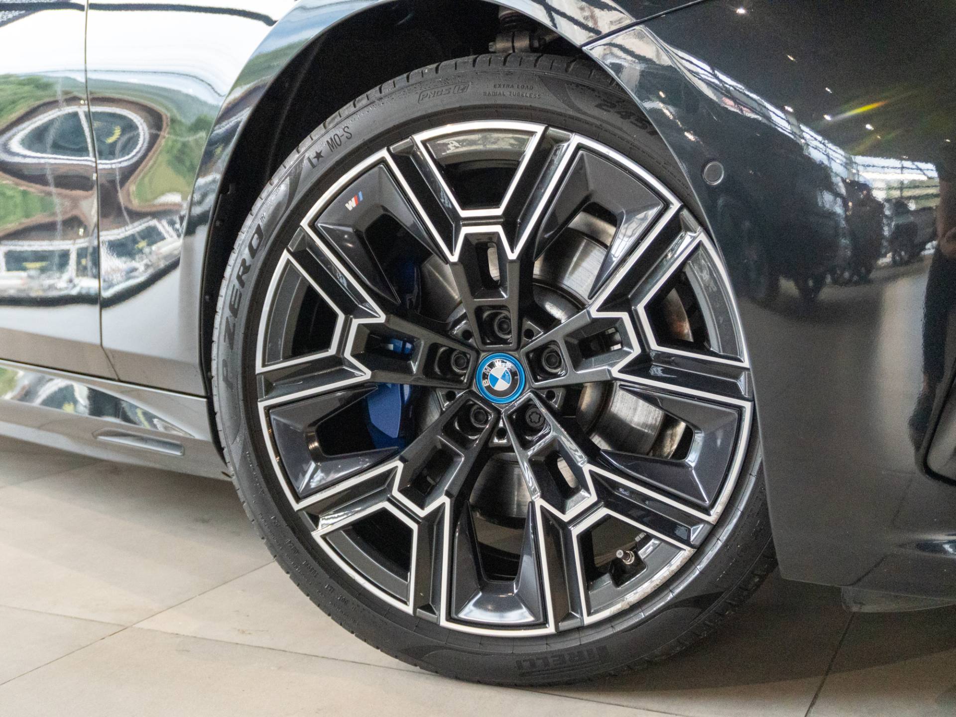 530e 2.0 TWINPOWER PHEV M SPORT17