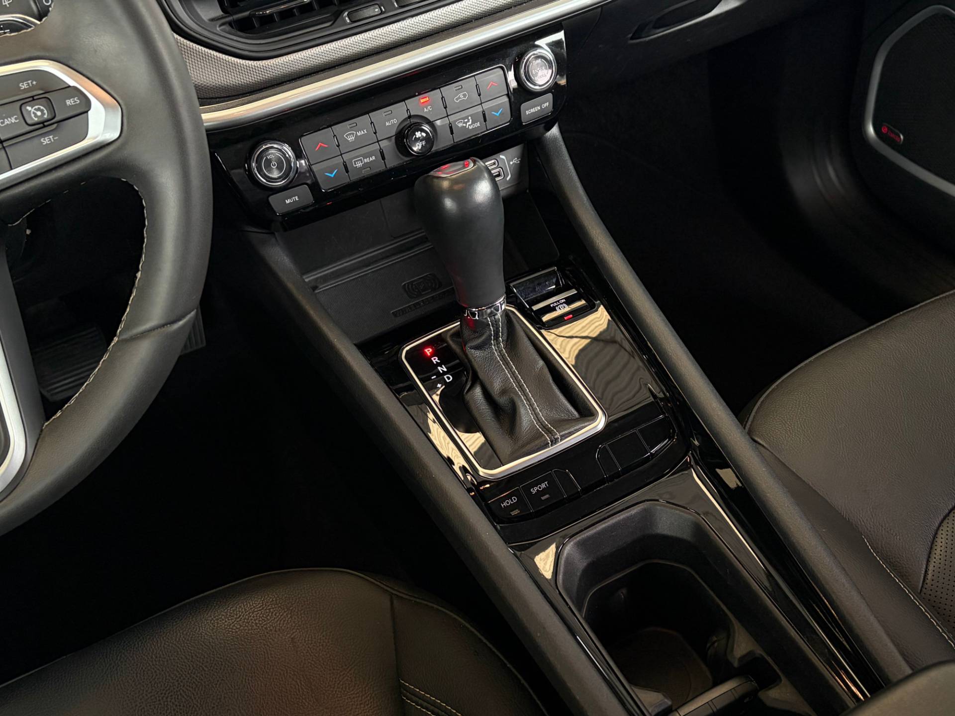 COMPASS 1.3 T270 TURBO LONGITUDE10