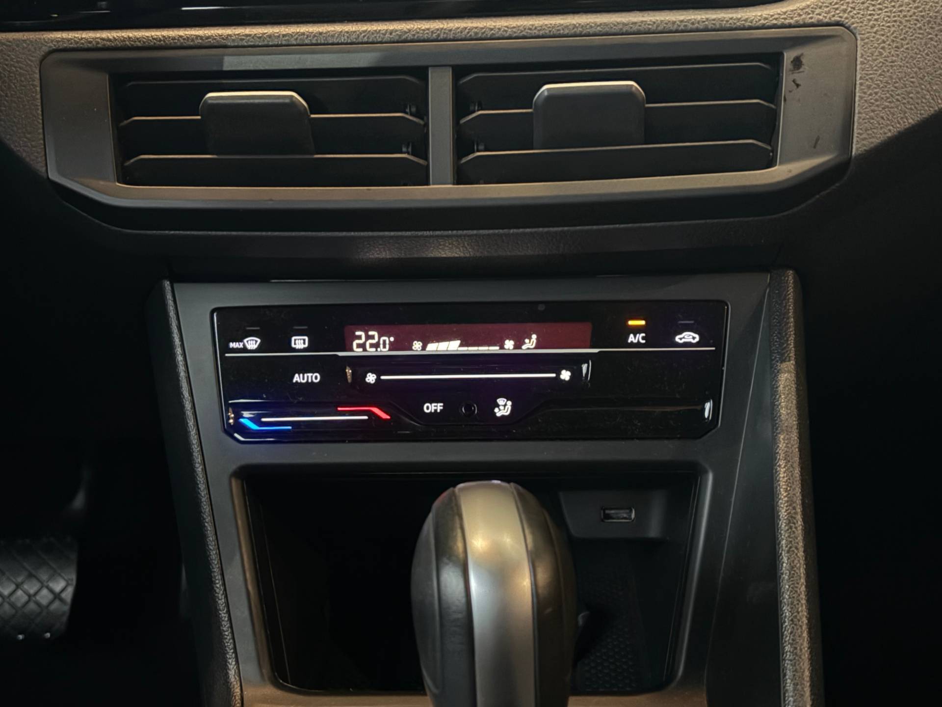 NIVUS 1.0 200 TSI TOTAL HIGHLINE8
