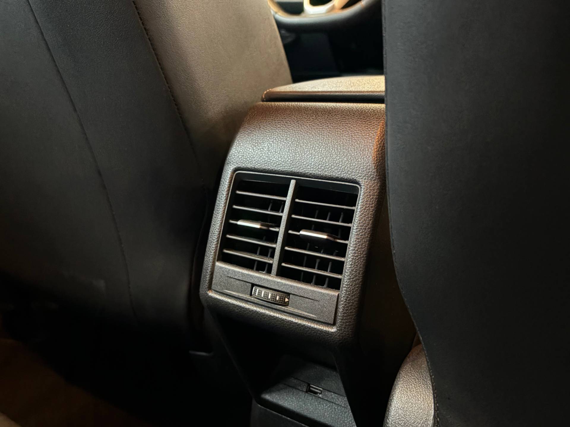 NIVUS 1.0 200 TSI TOTAL HIGHLINE14