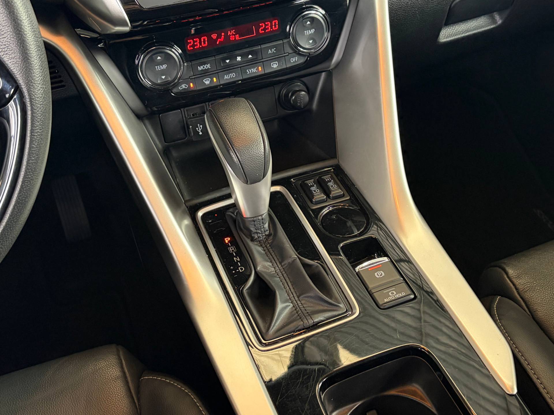 ECLIPSE CROSS 1.5 MIVEC TURBO HPE13