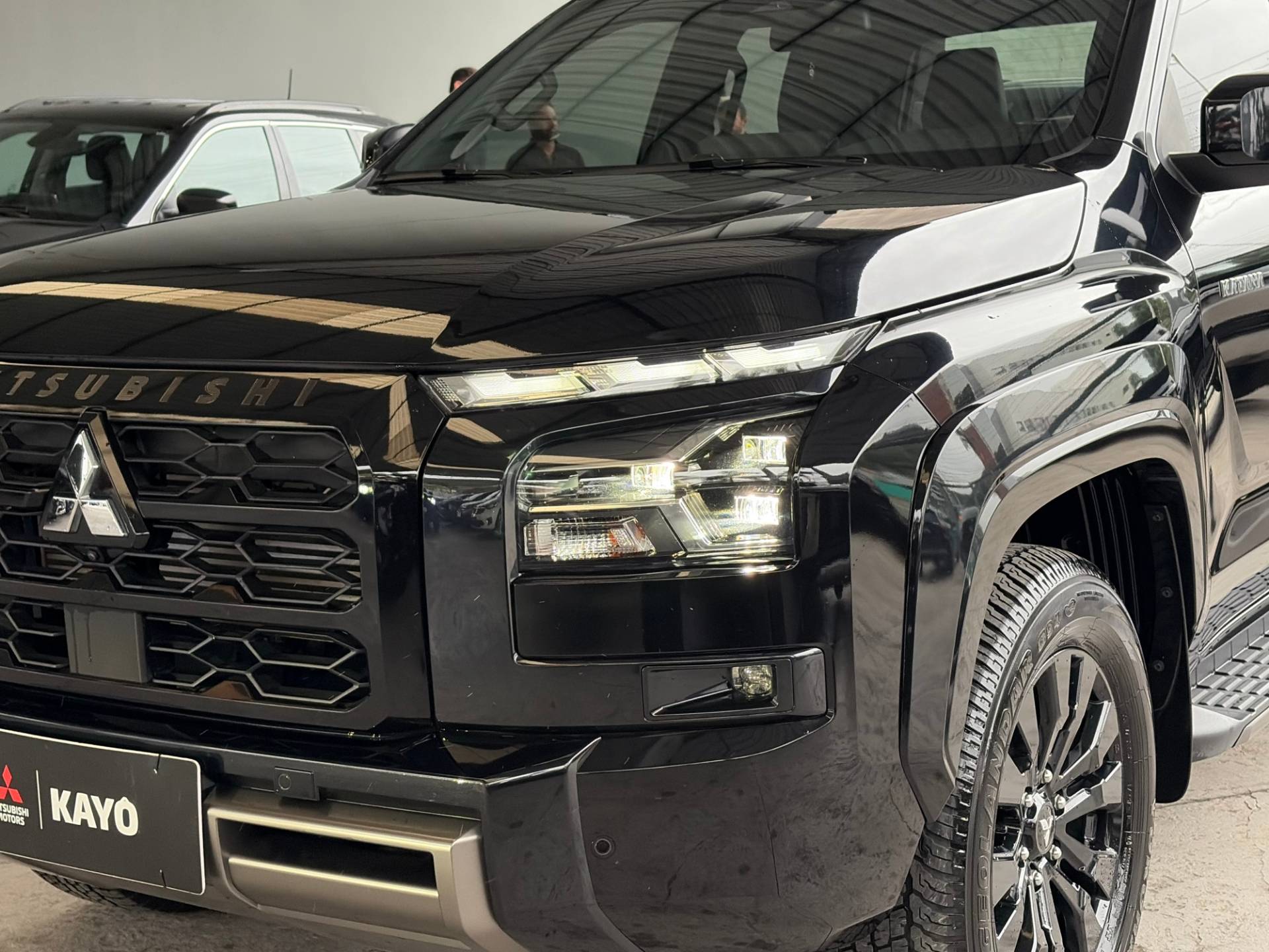 TRITON 2.4 BITURBO CD KATANA 4X413