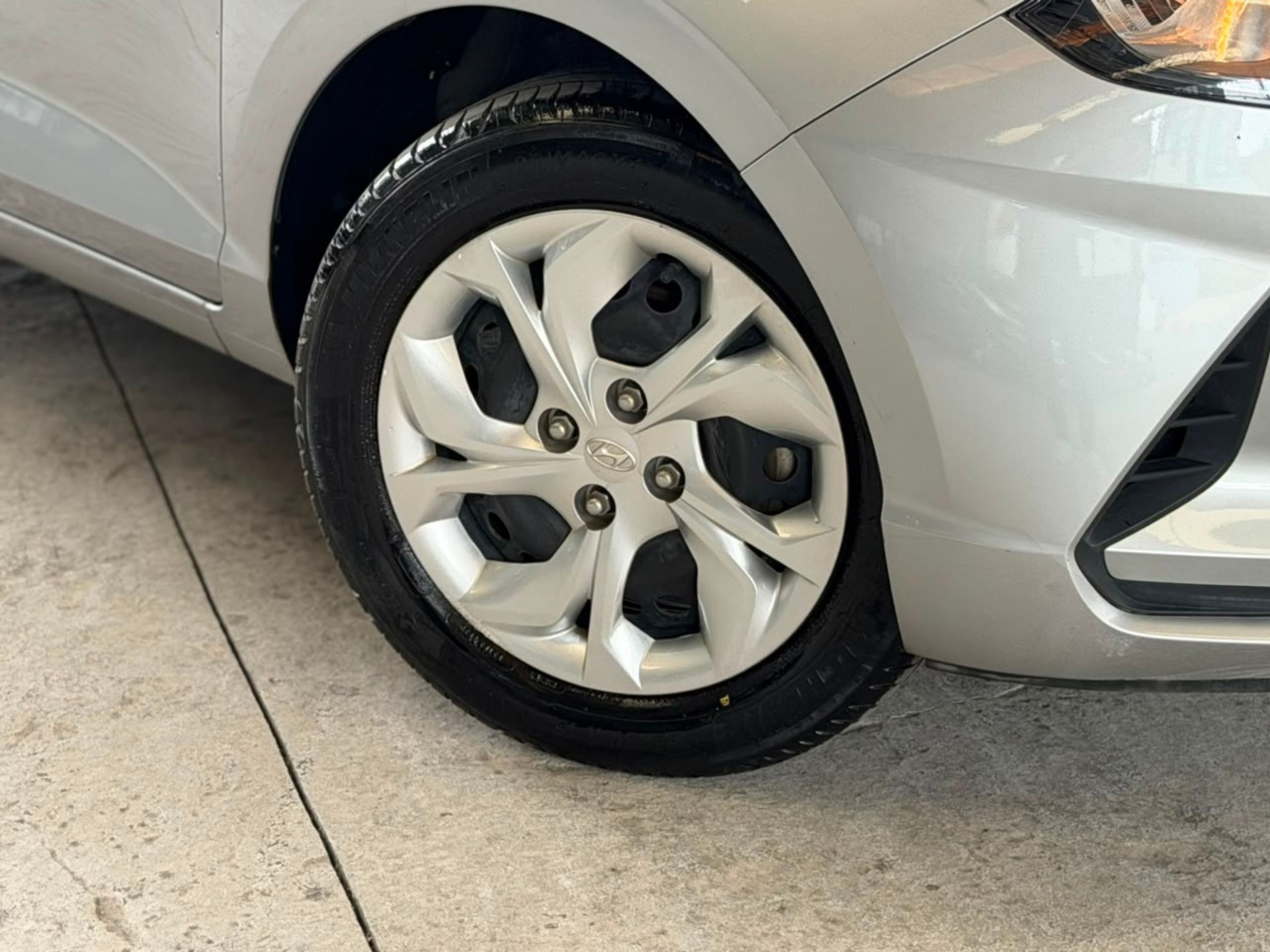 HB20 1.0 12V VISION11
