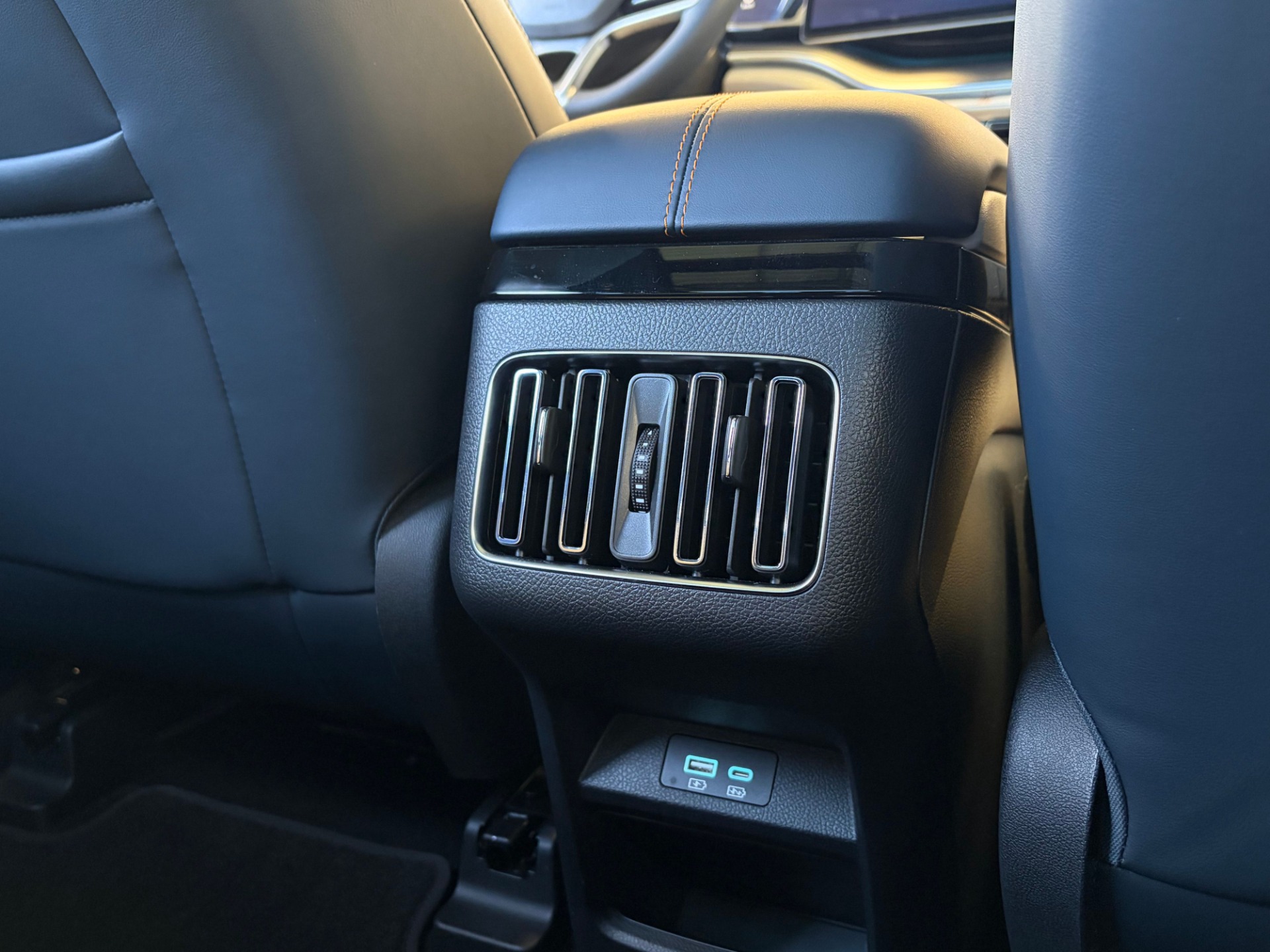 SONG PLUS PREMIUM 1.5 DM I TURBO AWD12
