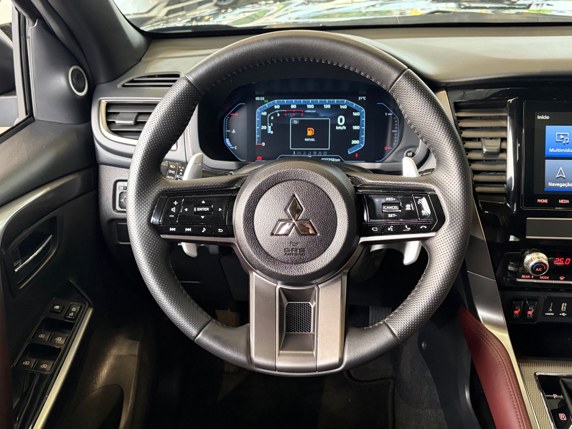 PAJERO SPORT 2.4 16V MIVEC TURBO LEGEND BLACK AWD7