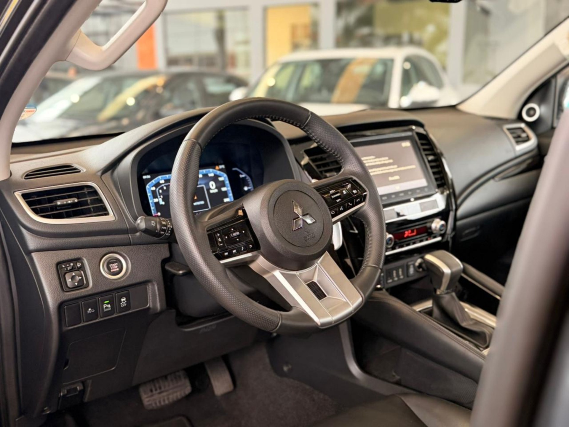 PAJERO SPORT 2.4 16V MIVEC TURBO LEGEND AWD10