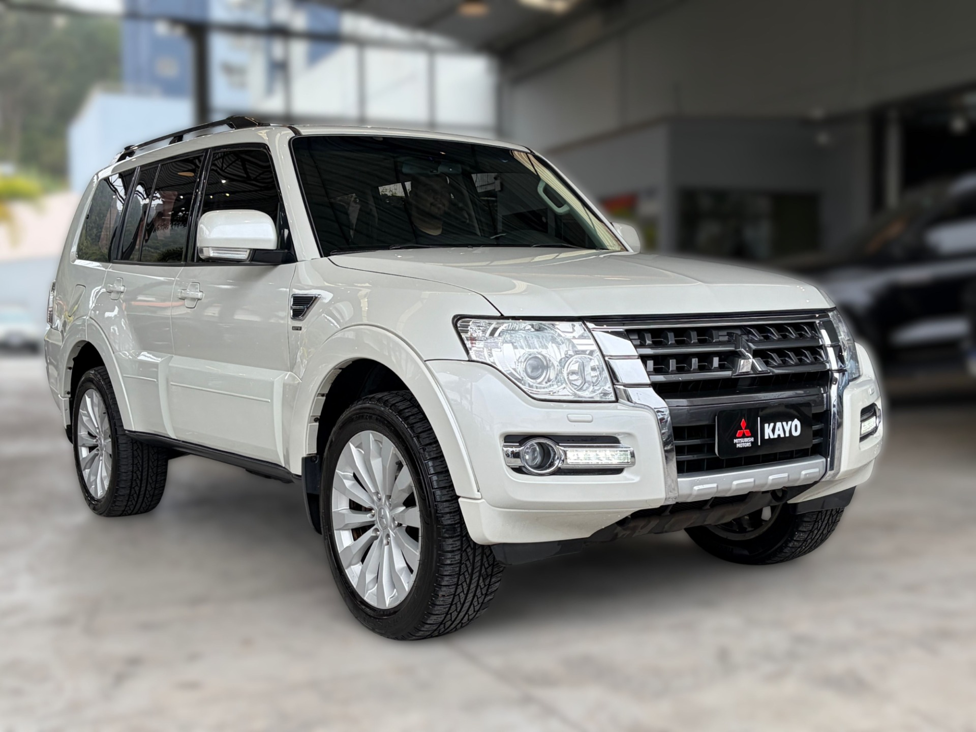 PAJERO FULL 3.2 HPE 4X4 16V TURBO INTERCOOLER2