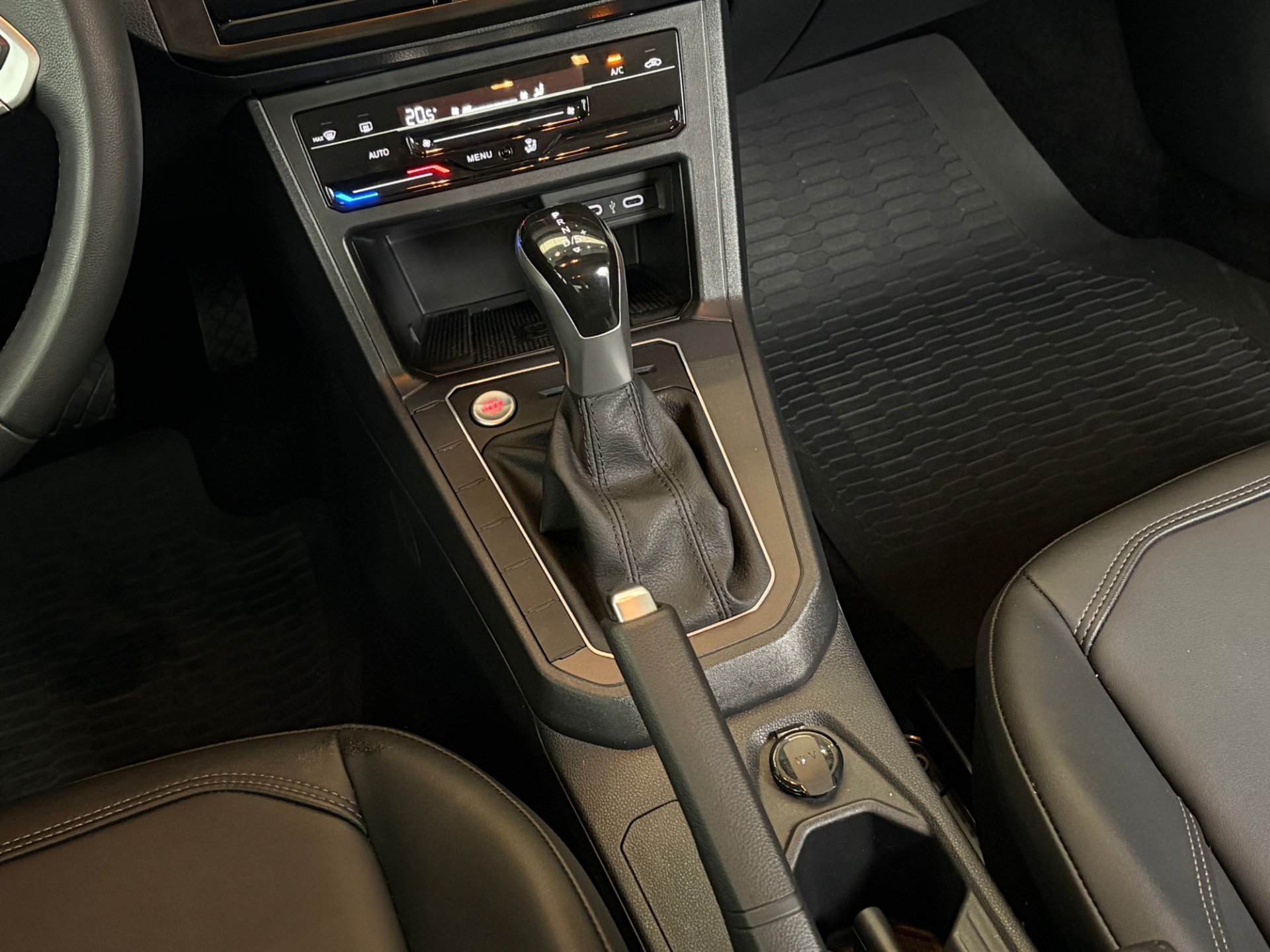 POLO 1.0 200 TSI HIGHLINE13