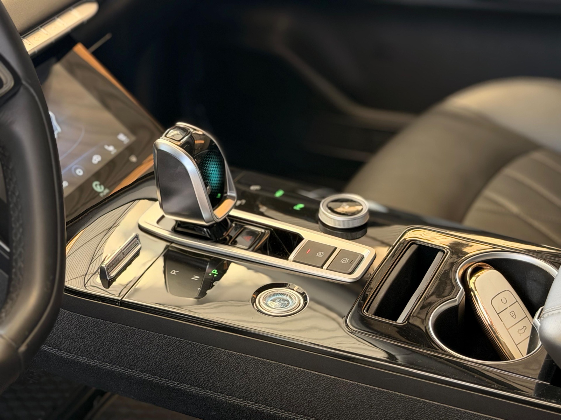 TIGGO 8 PRO 1.5 TCI PLUG-IN DHT15