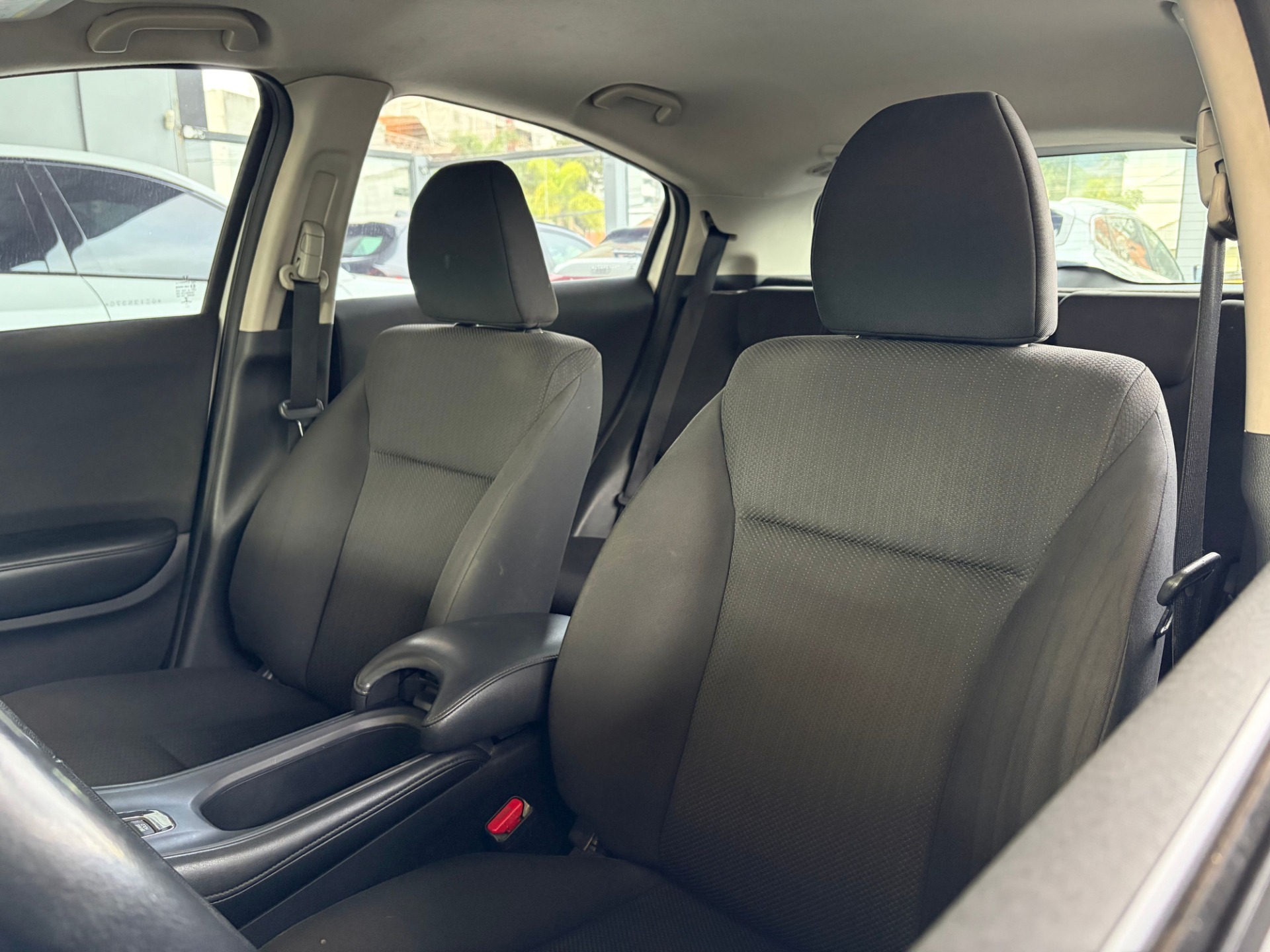 HR-V 1.8 16V EX8