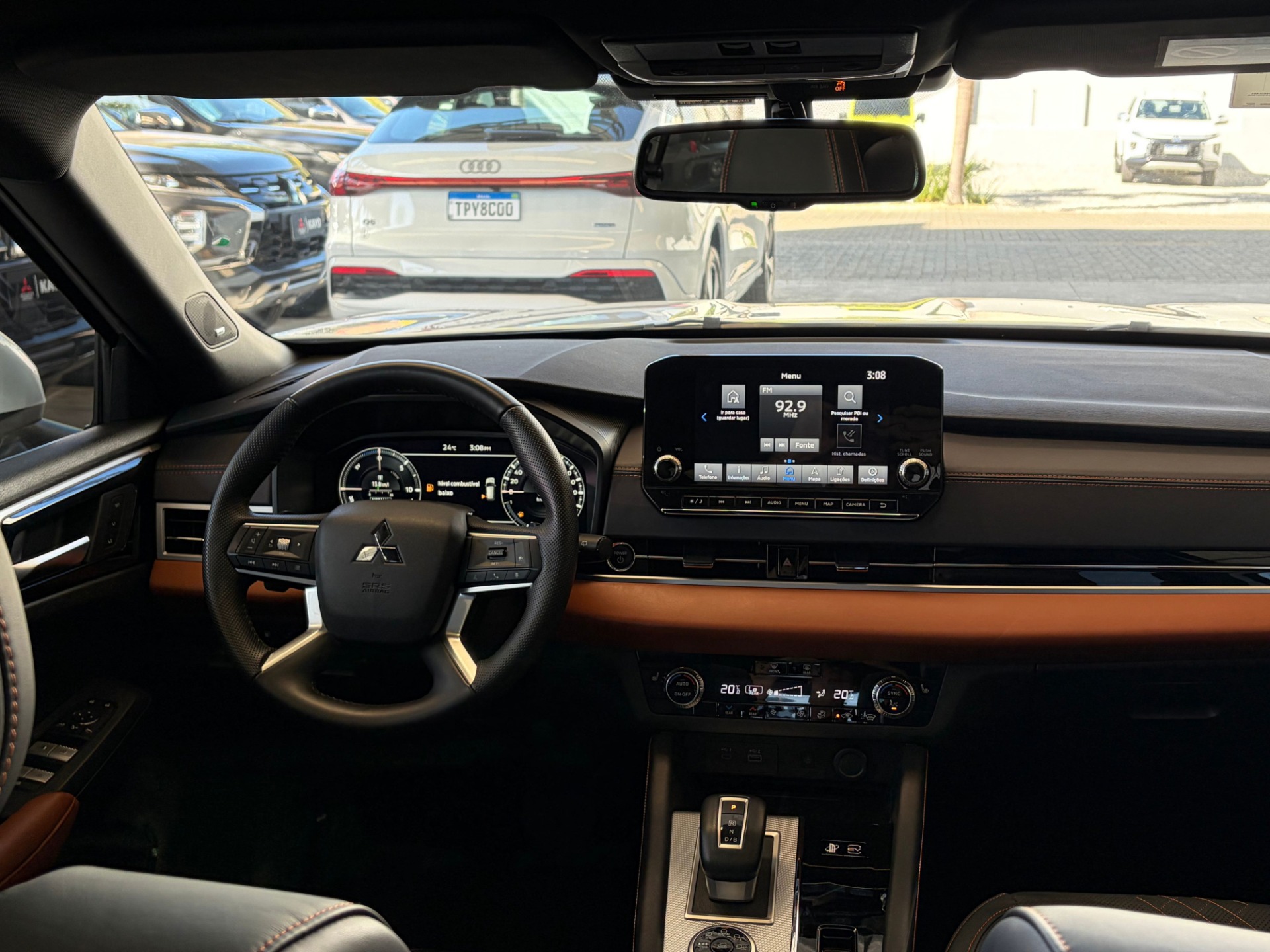 OUTLANDER 2.4 PHEV SIGNATURE S6