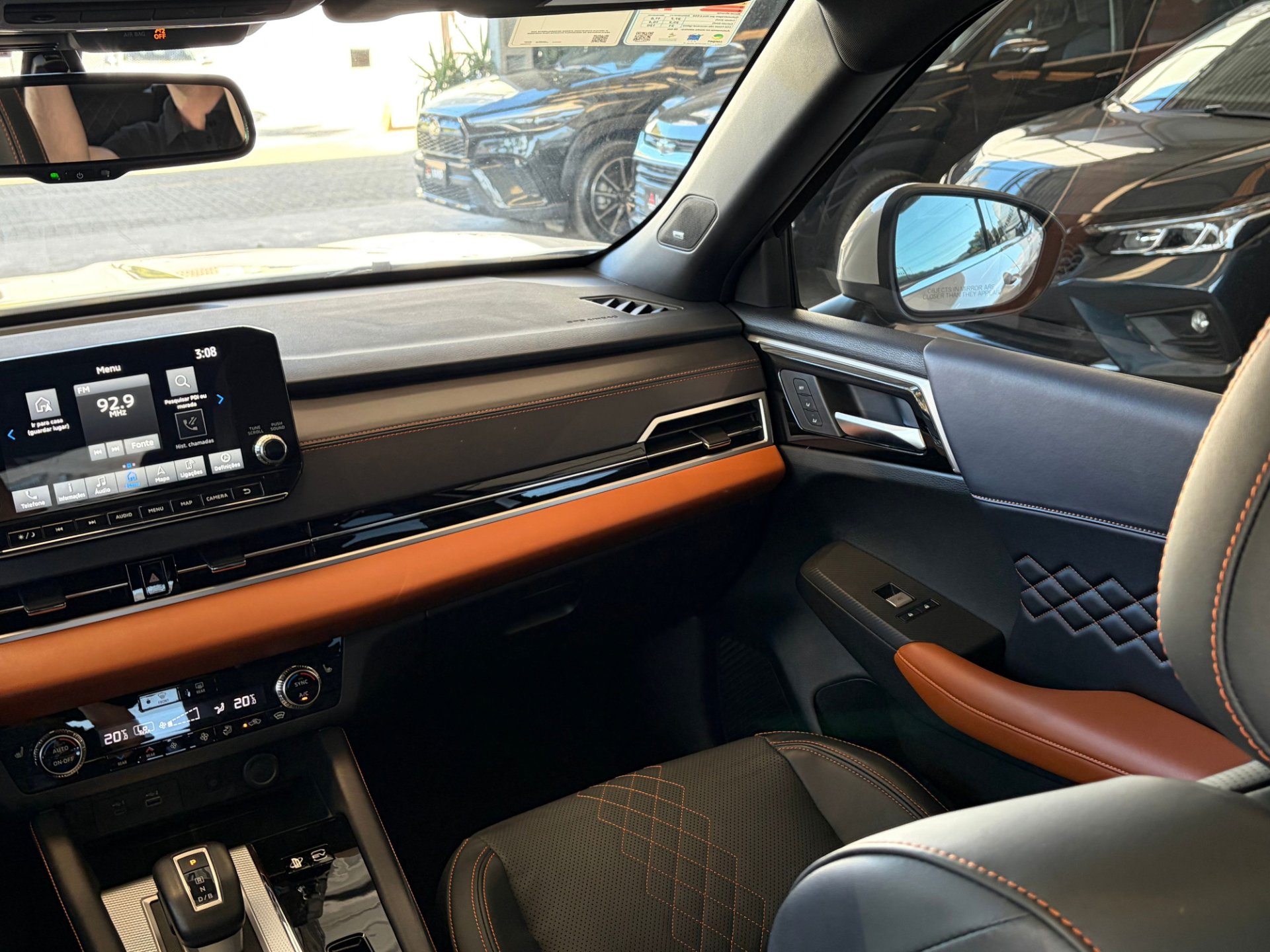 OUTLANDER 2.4 PHEV SIGNATURE S7