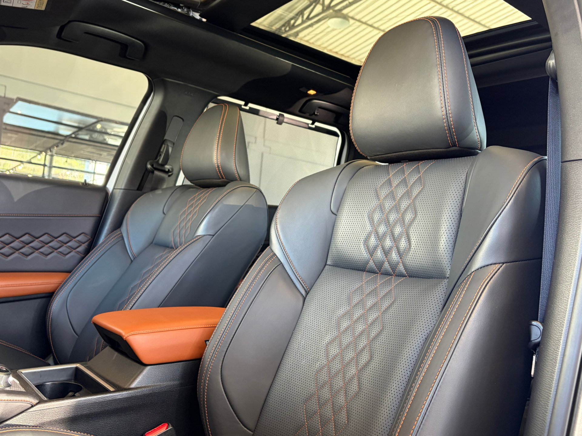 OUTLANDER 2.4 PHEV SIGNATURE S8