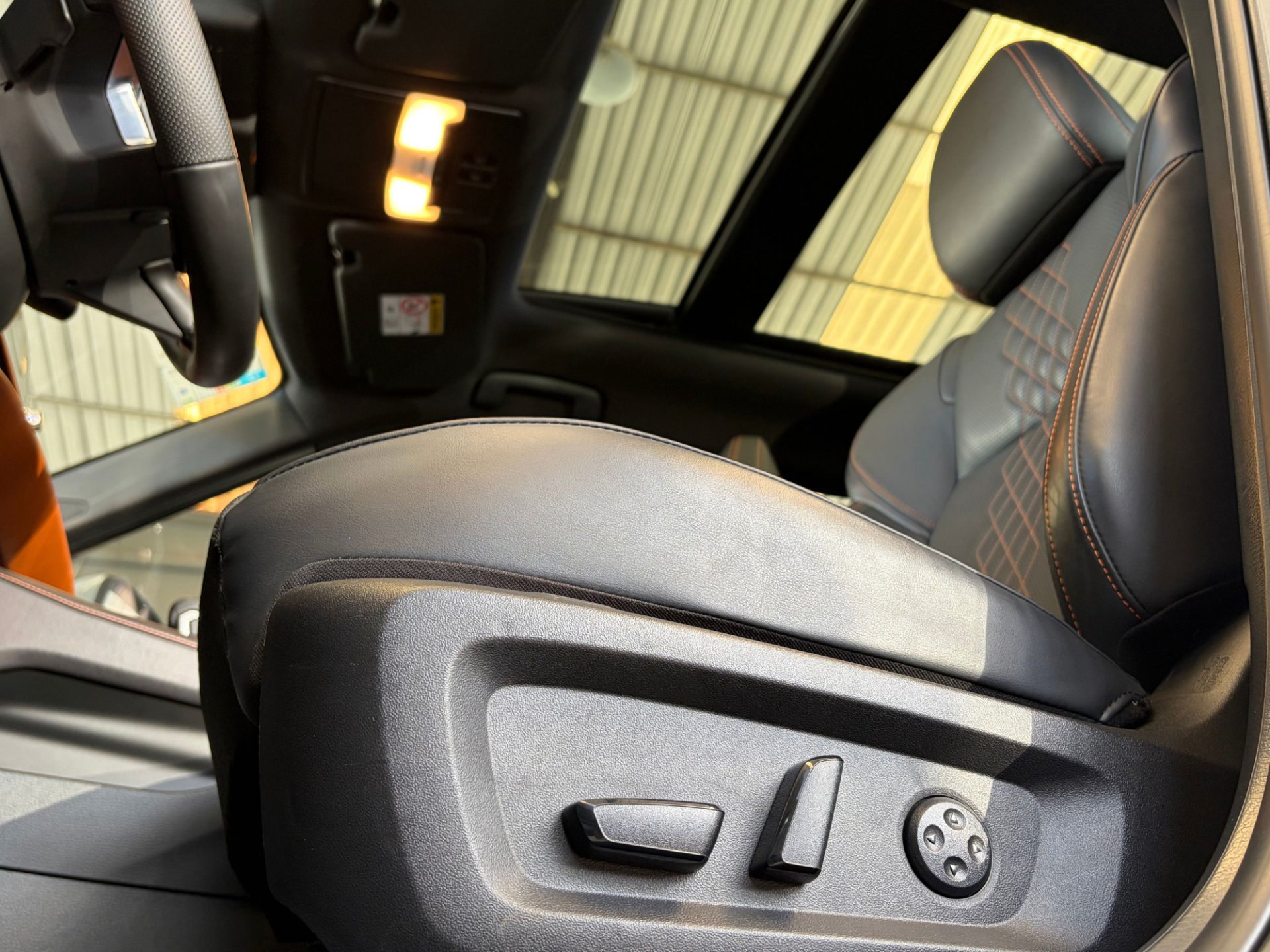 OUTLANDER 2.4 PHEV SIGNATURE S17