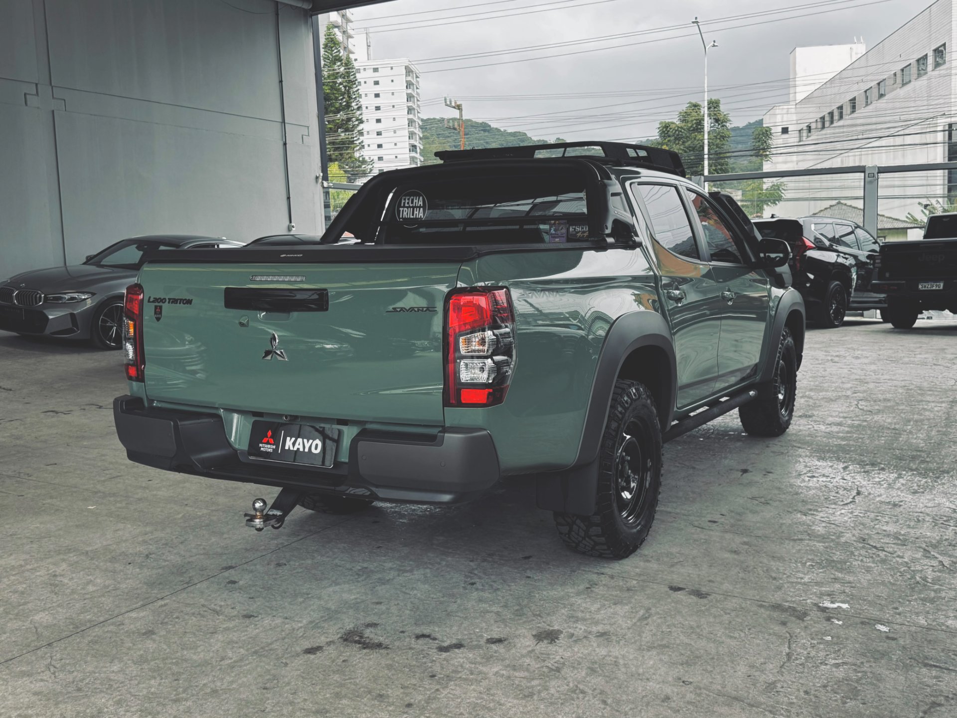 L200 TRITON 2.4 16V TURBO SAVANA GLS CD 4X45